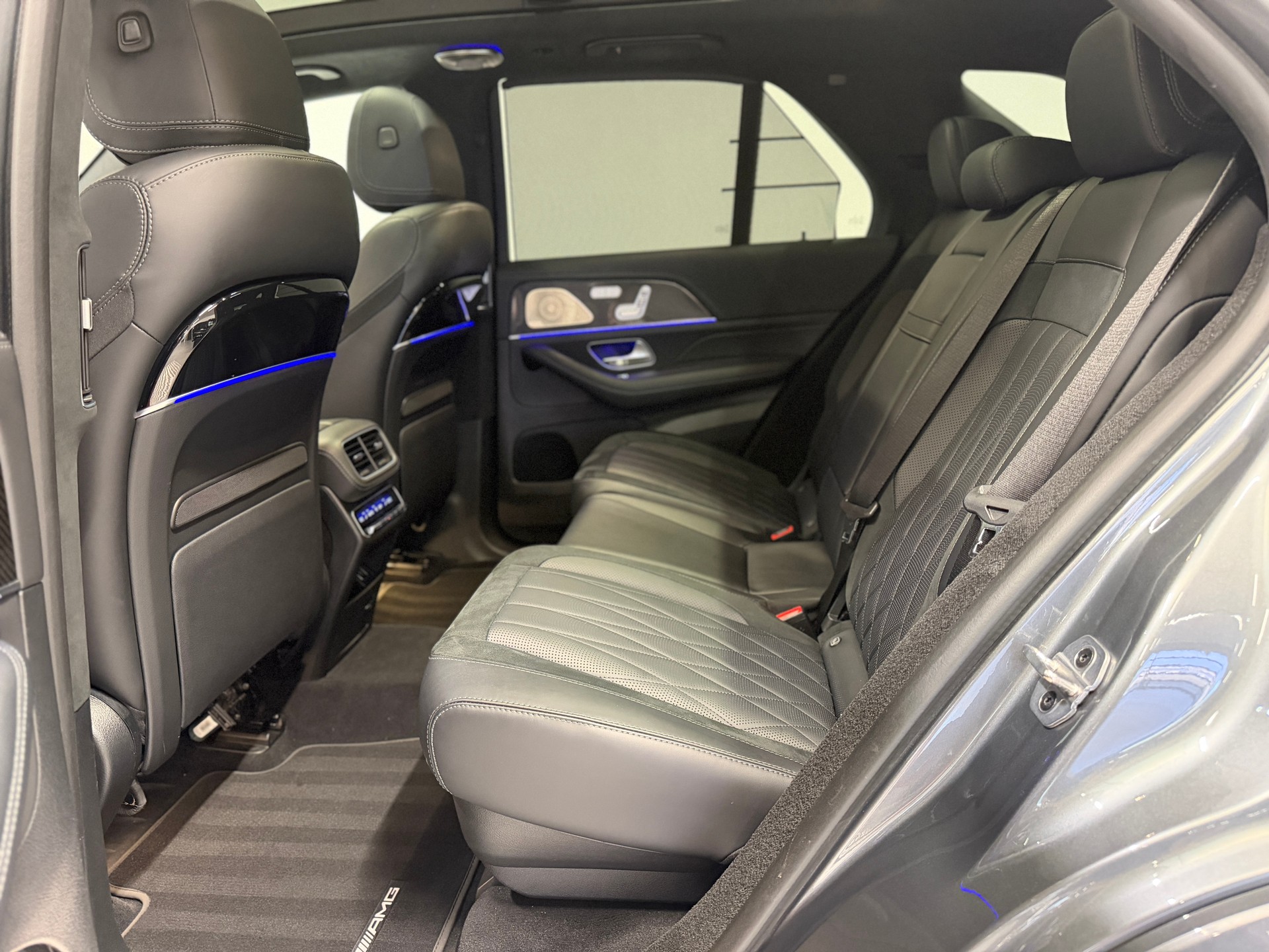 MERCEDES-BENZ GLE 63 S AMG 4Matic+ 9G-Speedshift-image-13