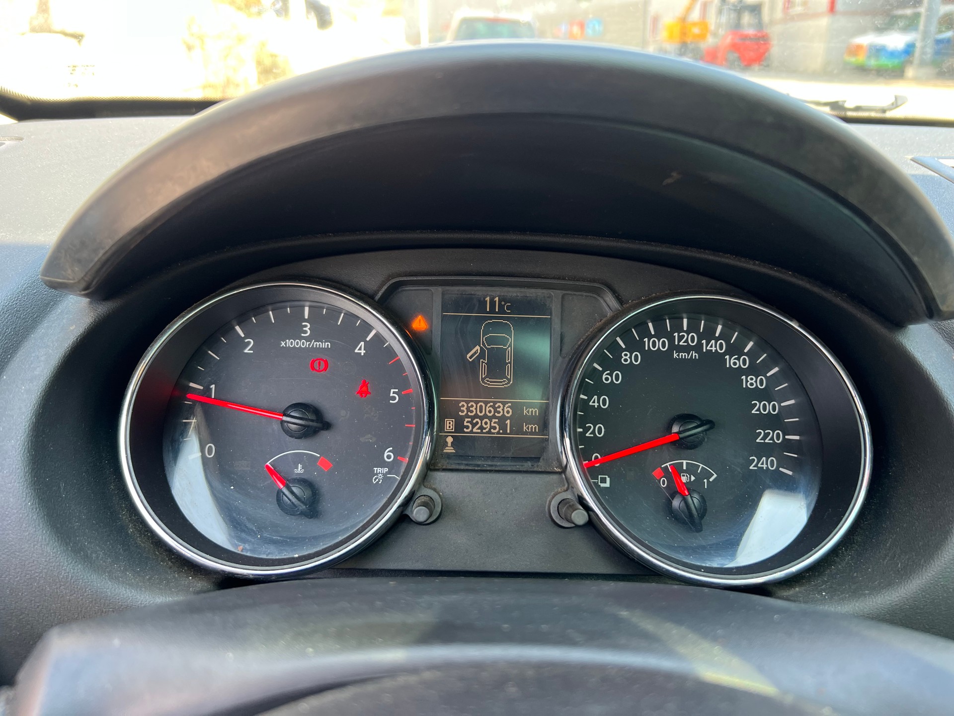 NISSAN Qashqai +2 1.6 dCi iStop acenta-image-12