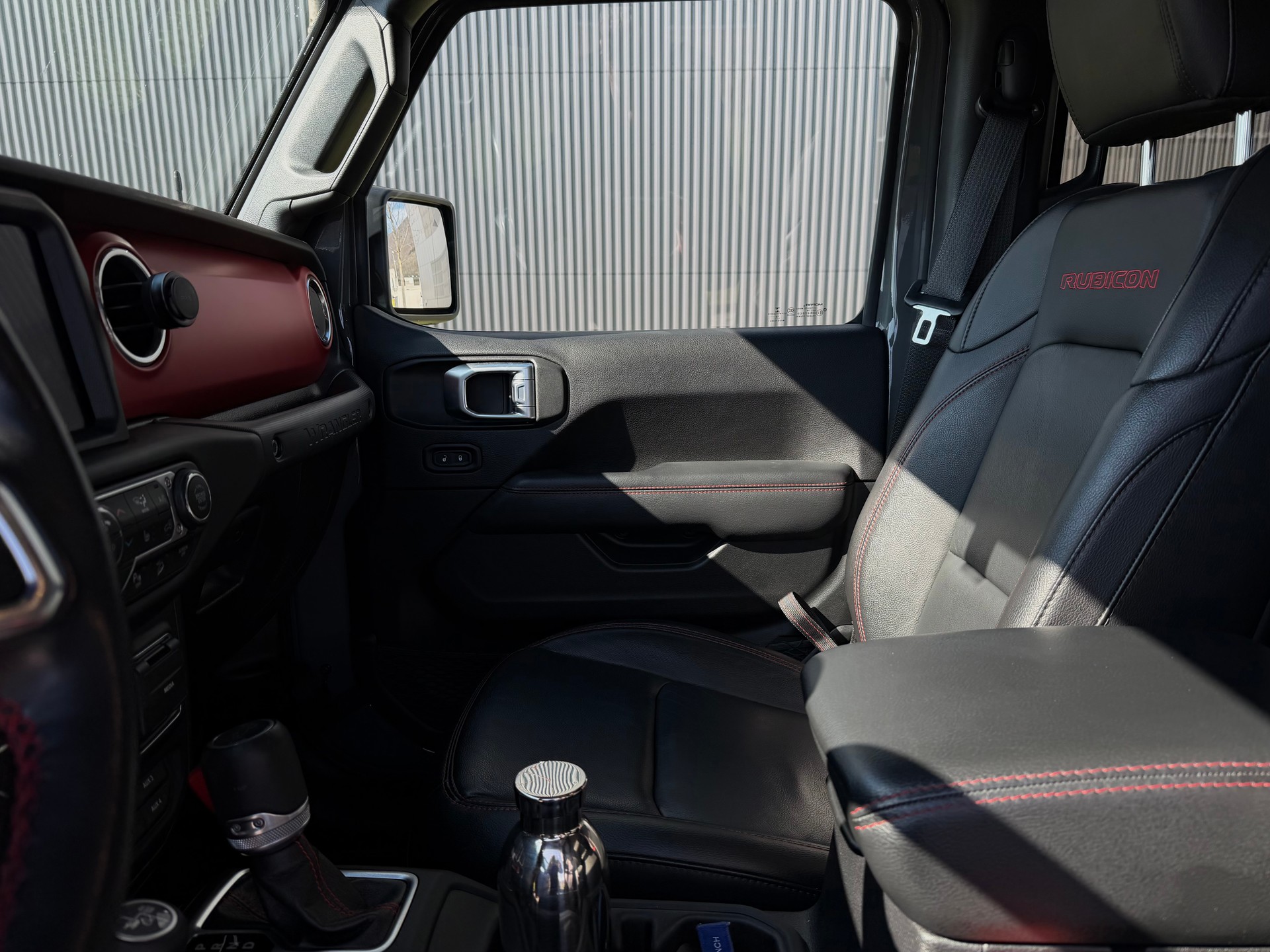 JEEP Wrangler 2.0 Unlimited Rubicon Automatic-image-9