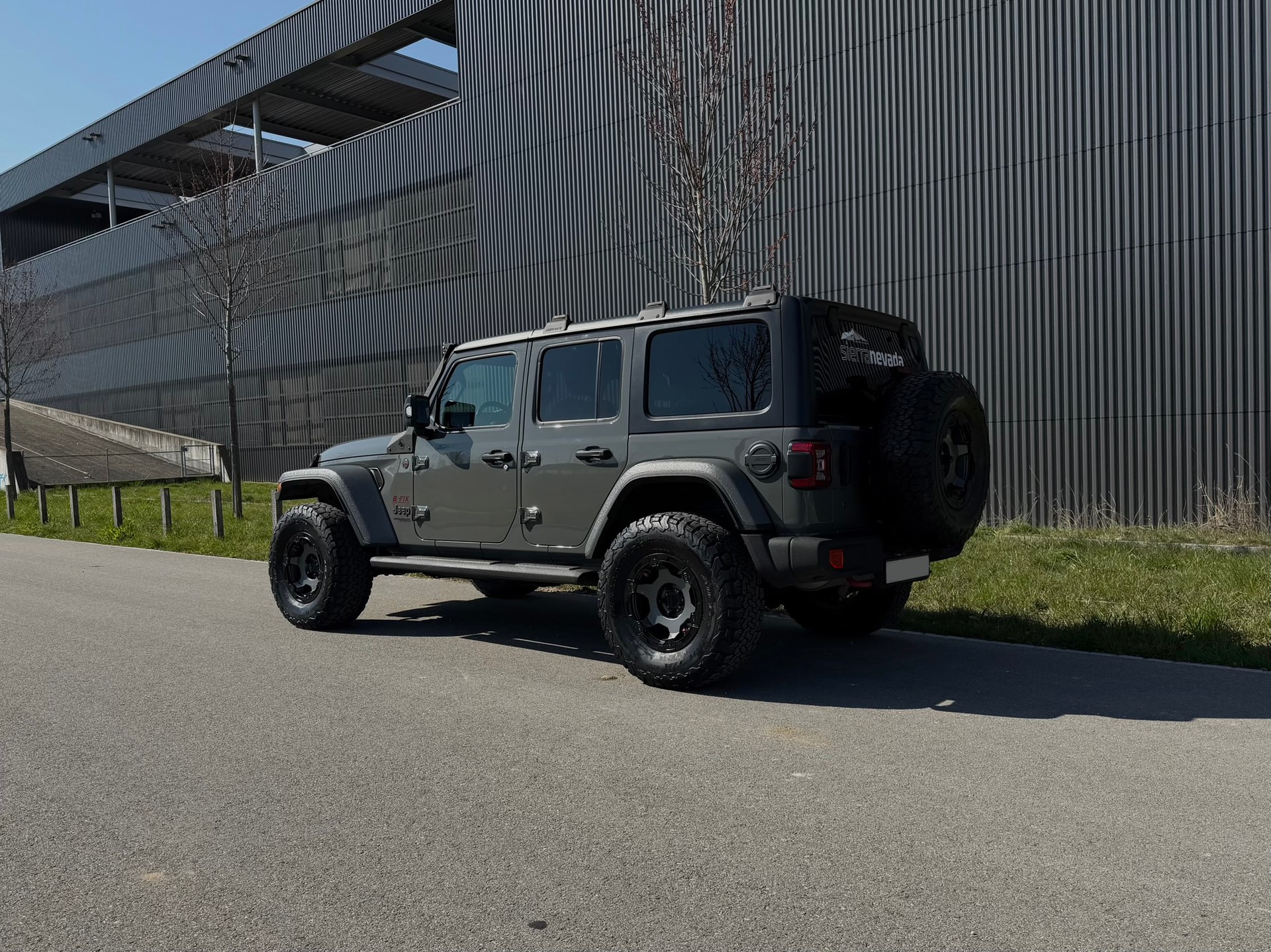 JEEP Wrangler 2.0 Unlimited Rubicon Automatic-image-2