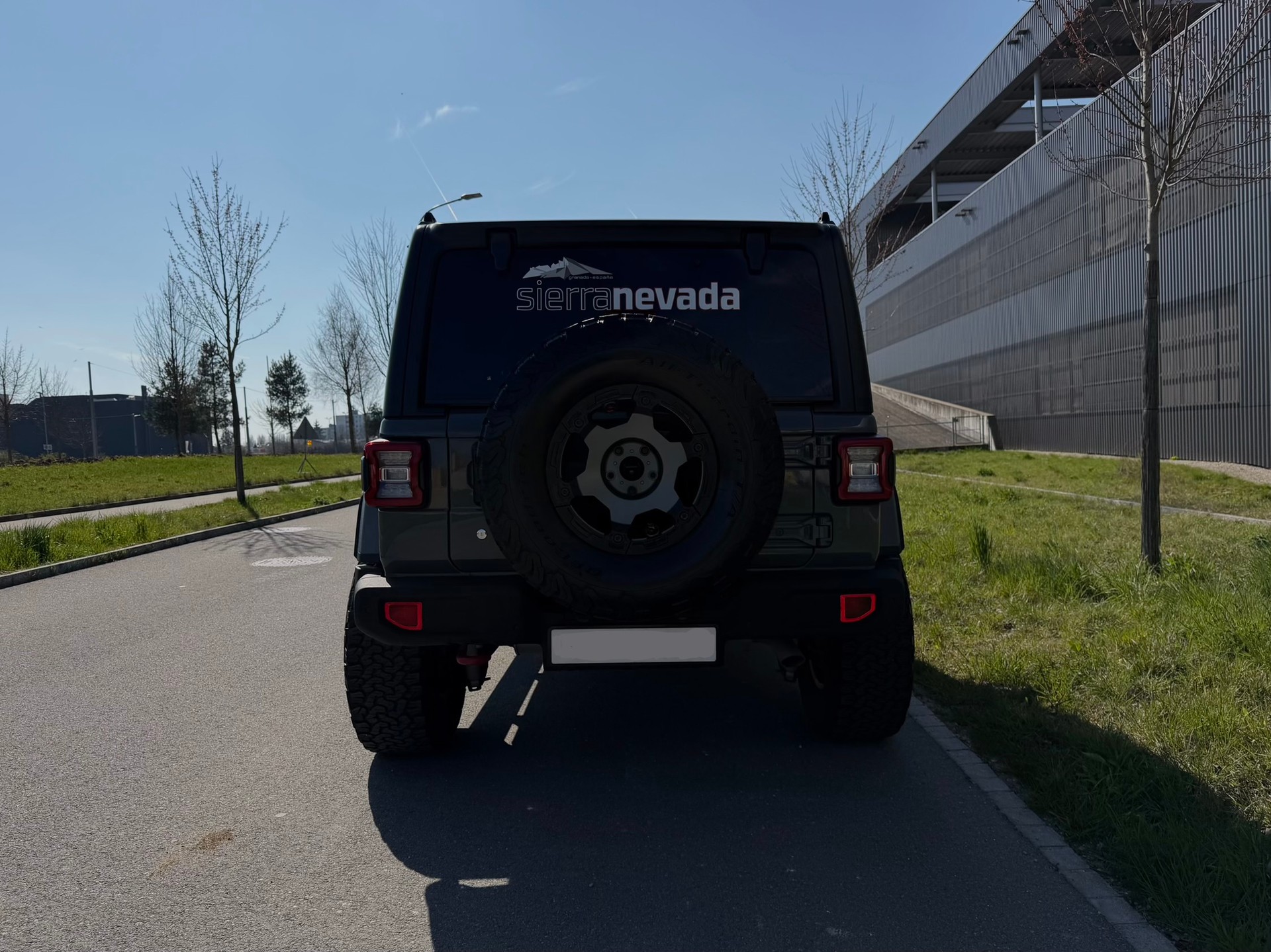 JEEP Wrangler 2.0 Unlimited Rubicon Automatic-image-3