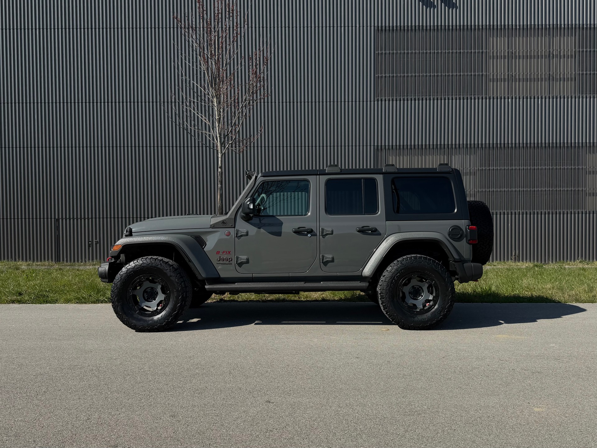 JEEP Wrangler 2.0 Unlimited Rubicon Automatic-image-1