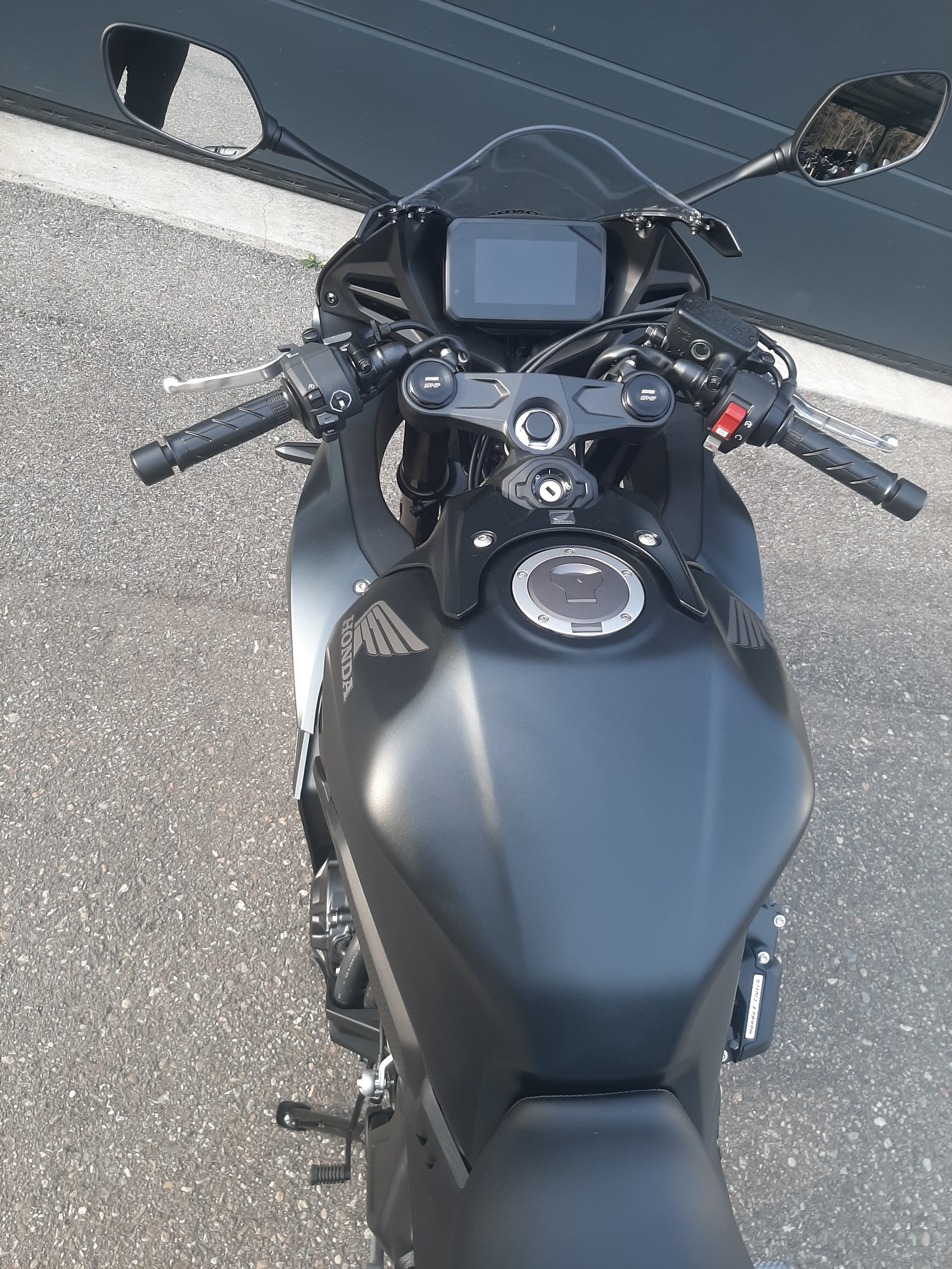 HONDA CBR 650 R E-Clutch-image-11