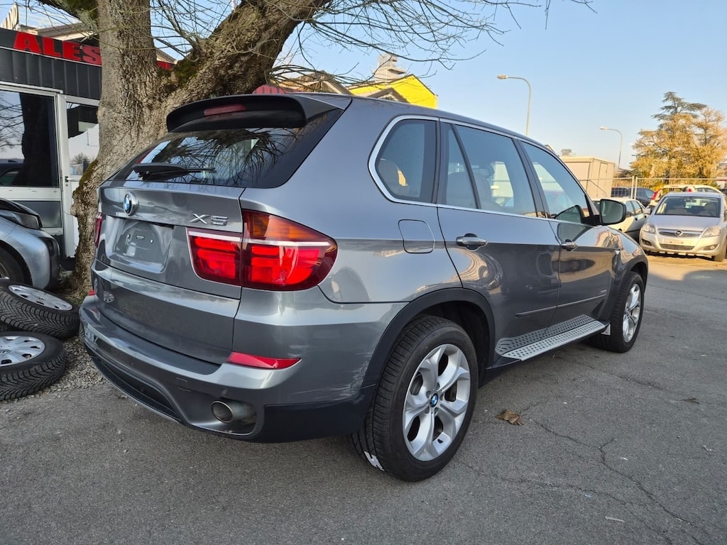 BMW X5 xDrive 40d Steptronic-image-6