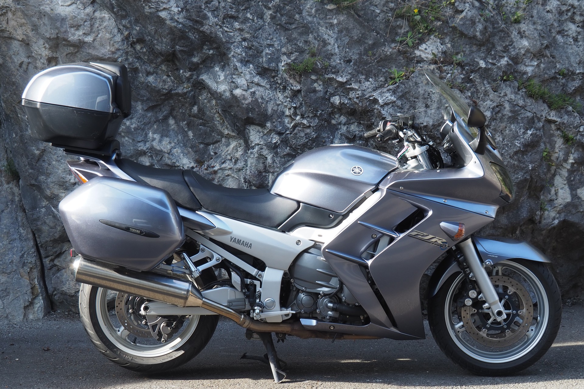 YAMAHA FJR 1300 ABS-showroom-element-2