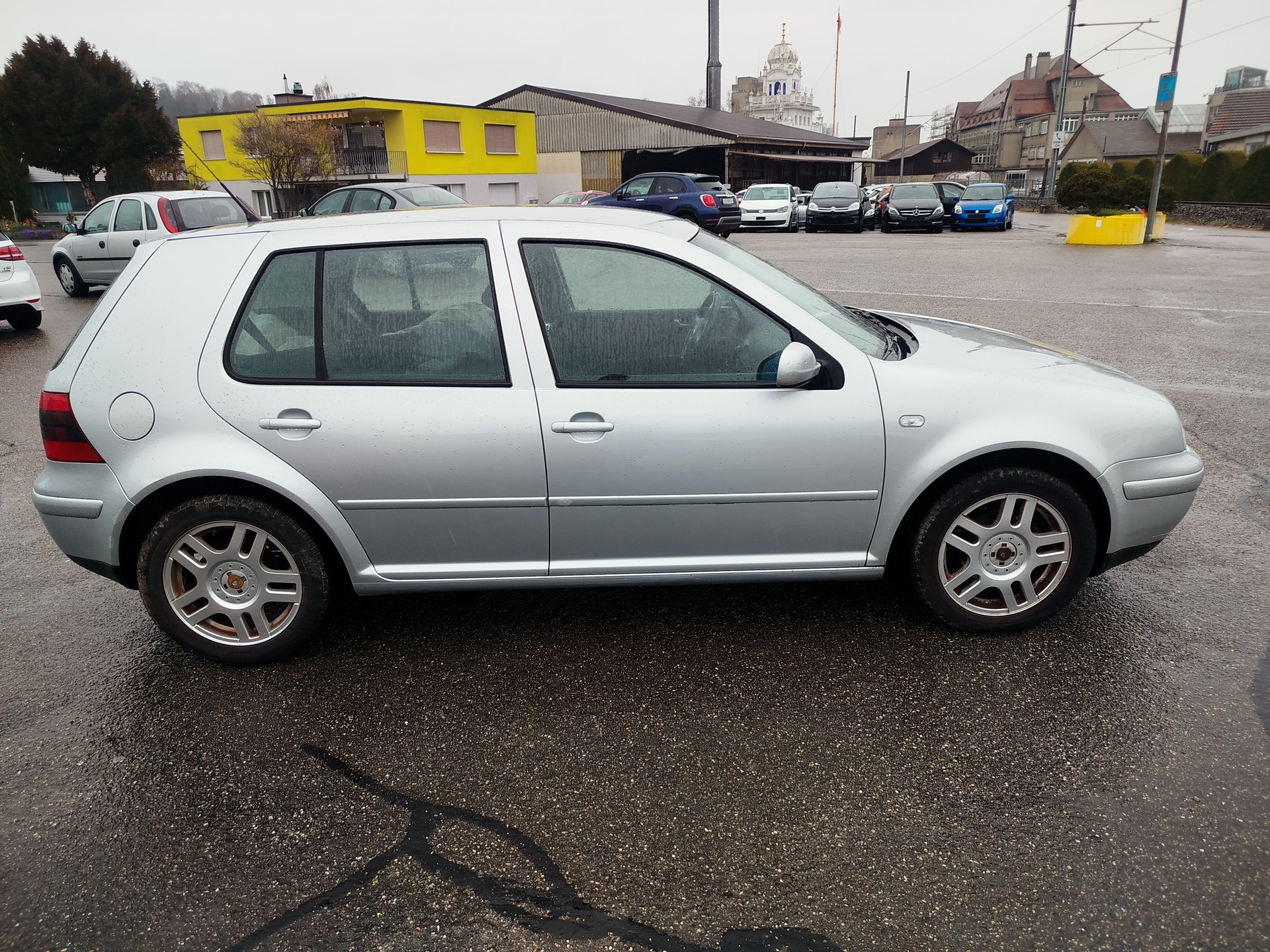 VW Golf 1.6 Comfortline Generation-image-6