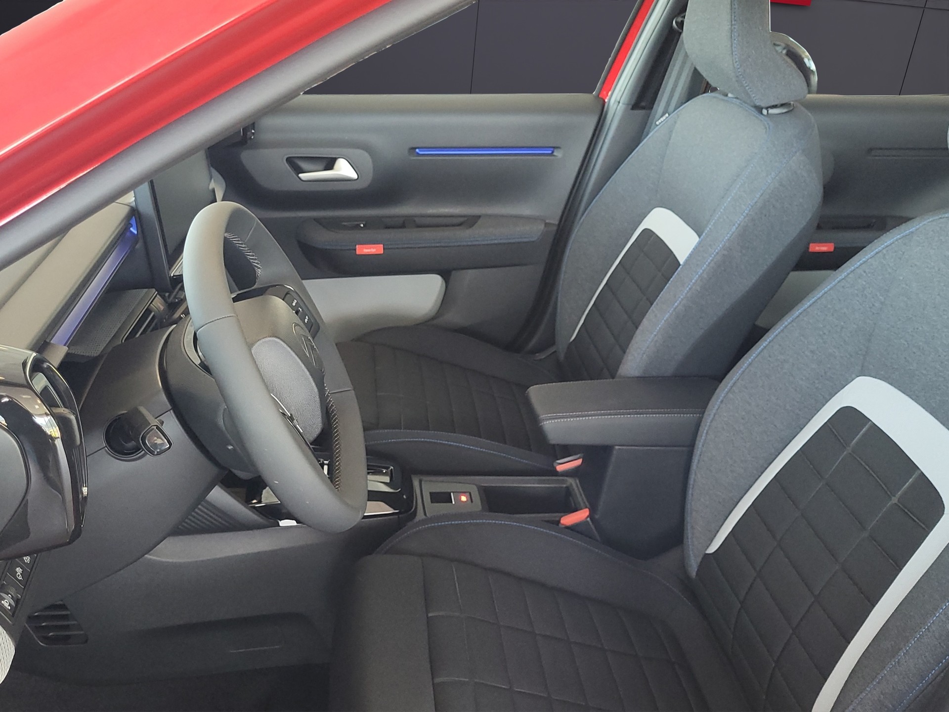 CITROEN C3 1.2 MHEV Plus DCS6-image-4