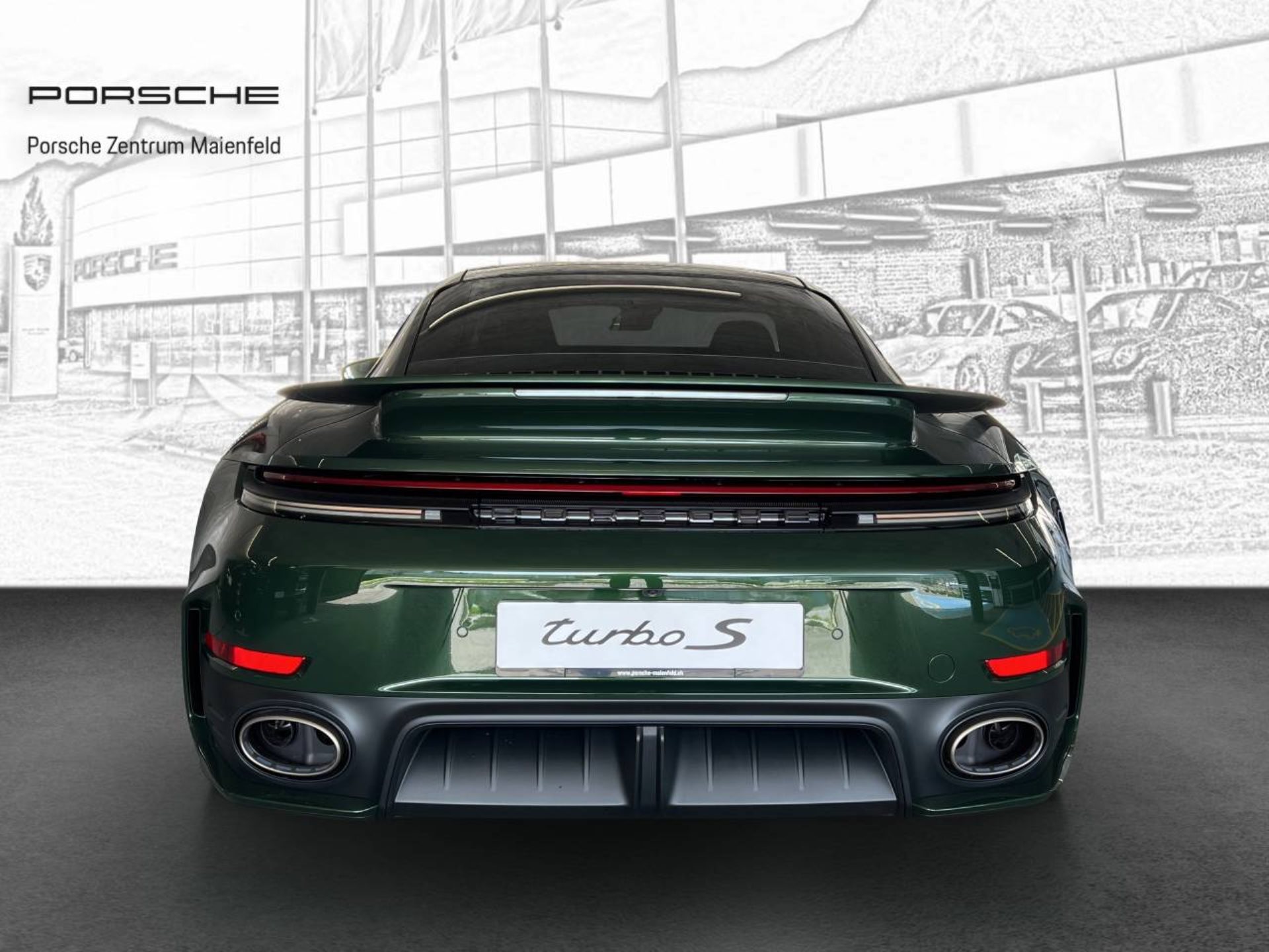 PORSCHE 911 Turbo S-image-5