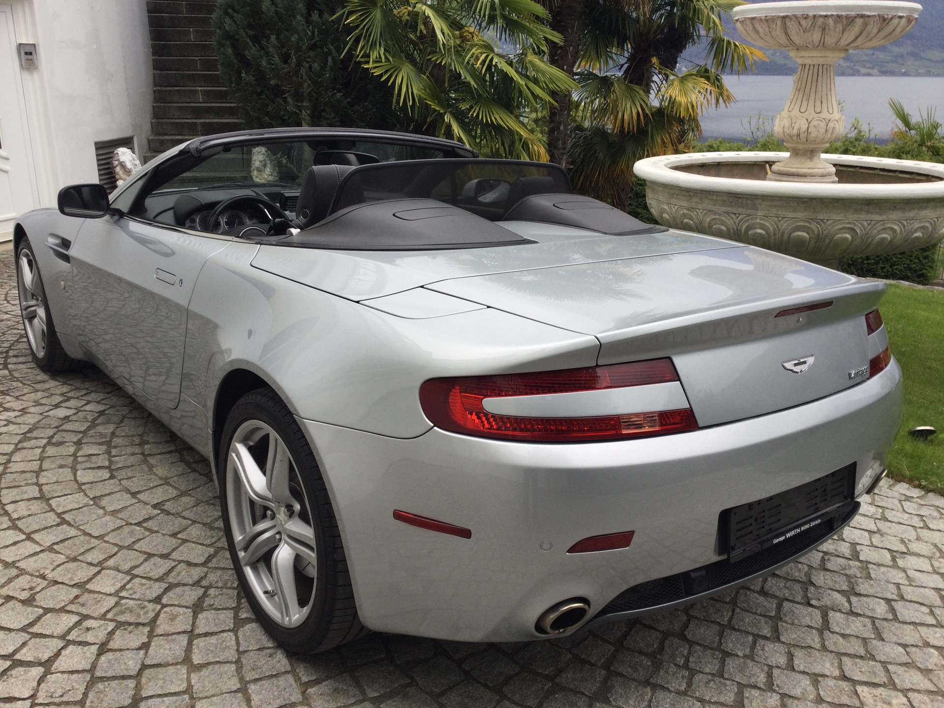 ASTON MARTIN V8 Vantage 4.7 Sportshift-image-7