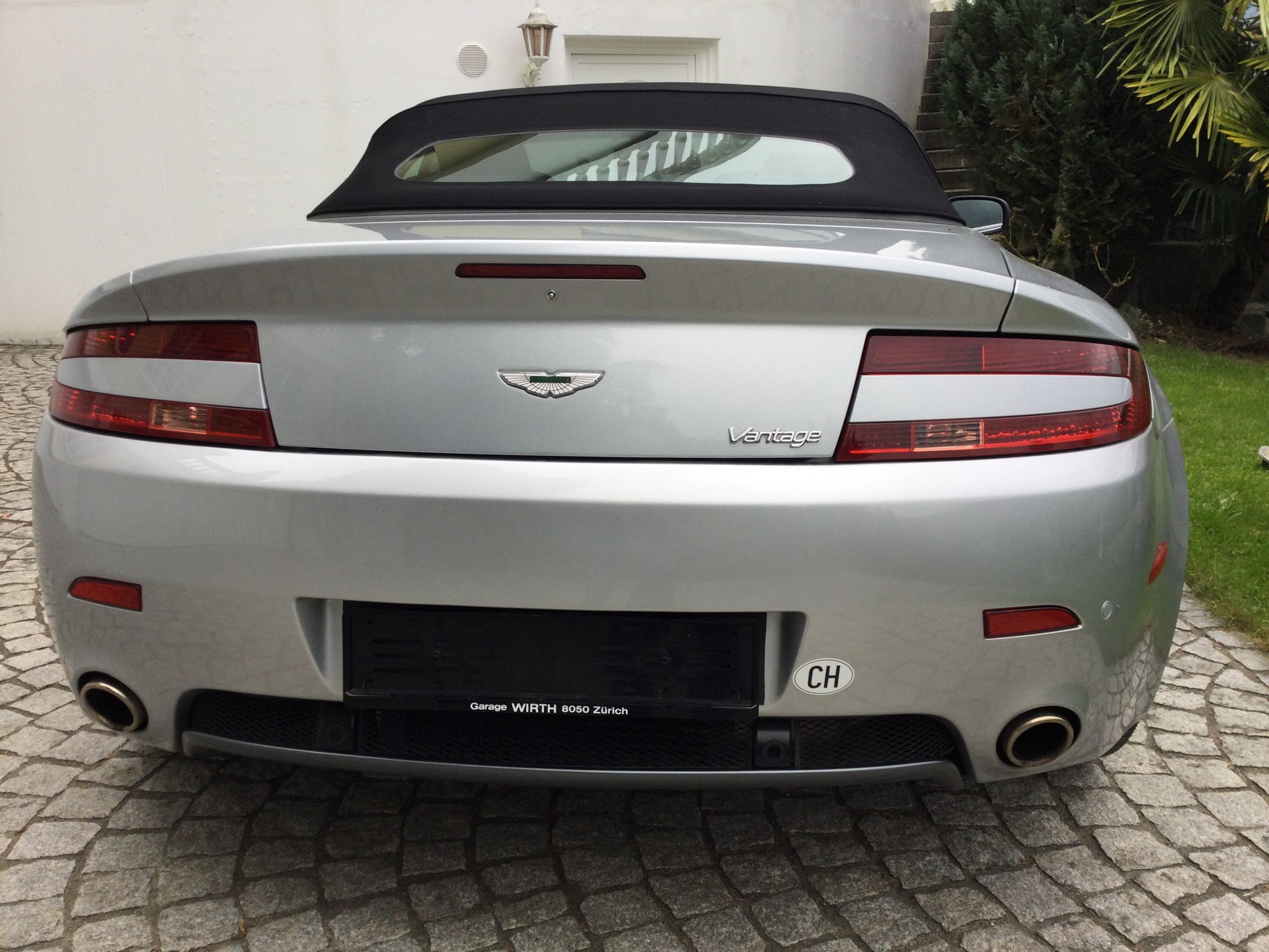 ASTON MARTIN V8 Vantage 4.7 Sportshift-image-8