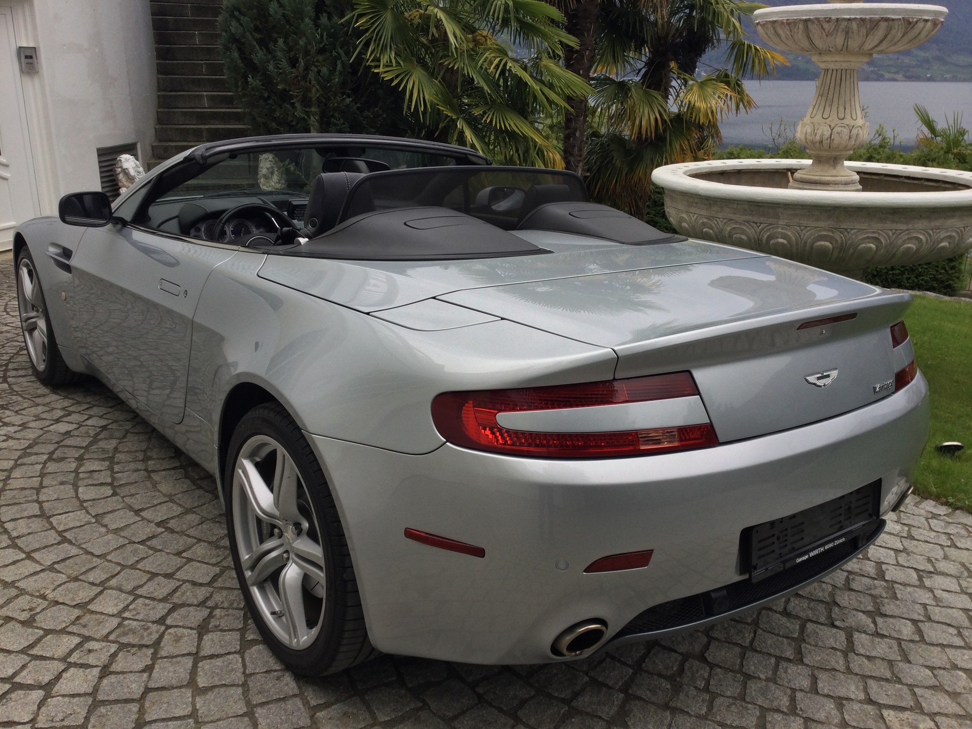 ASTON MARTIN V8 Vantage 4.7 Sportshift-image-6