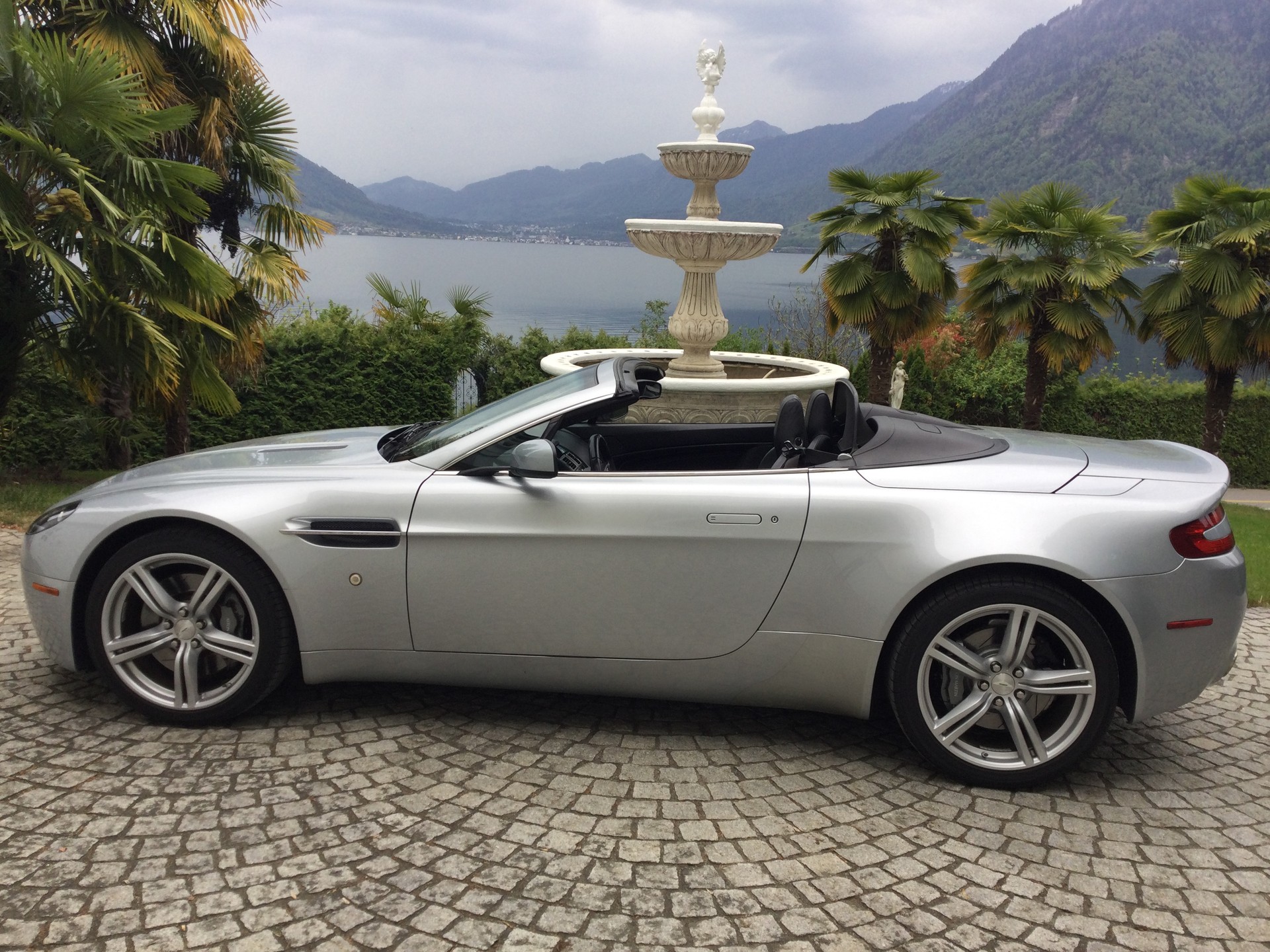 ASTON MARTIN V8 Vantage 4.7 Sportshift