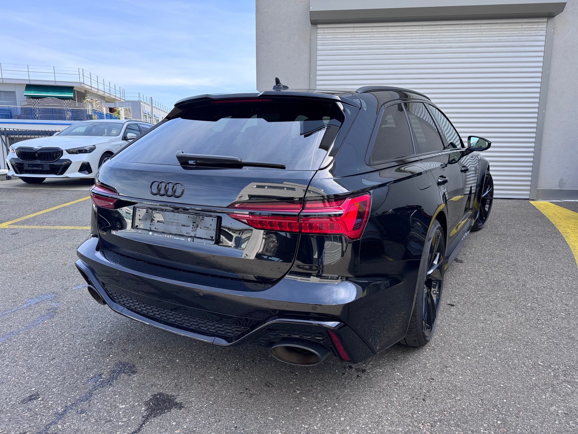 AUDI RS6 Avant 4.0 TFSI V8 quattro-showroom-element-3
