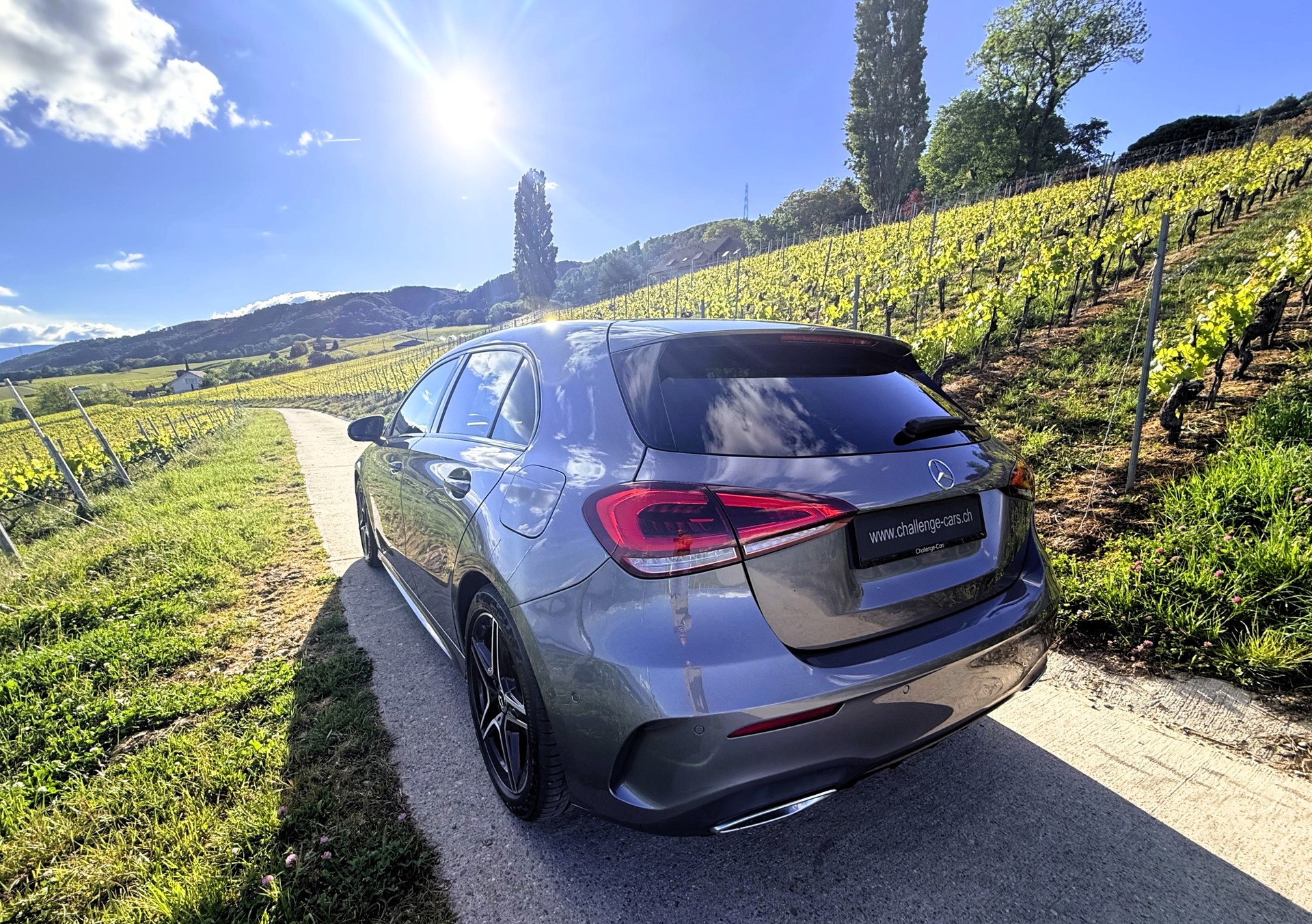 MERCEDES-BENZ A 250 AMG Line 7G-DCT-image-11