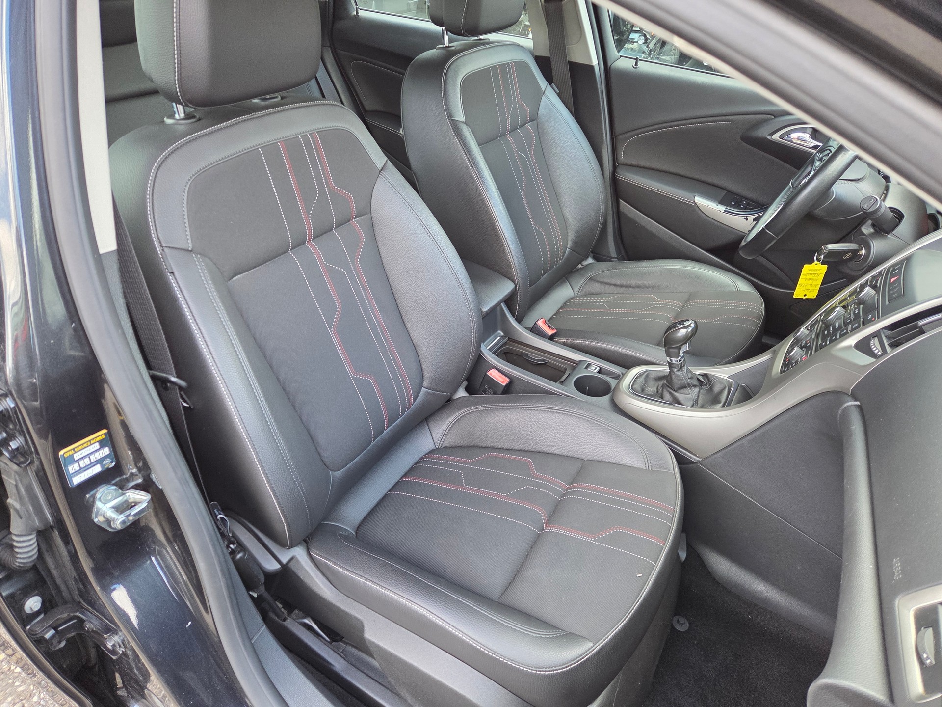 OPEL Astra SportsTourer 1.4i 16V Turbo-image-12