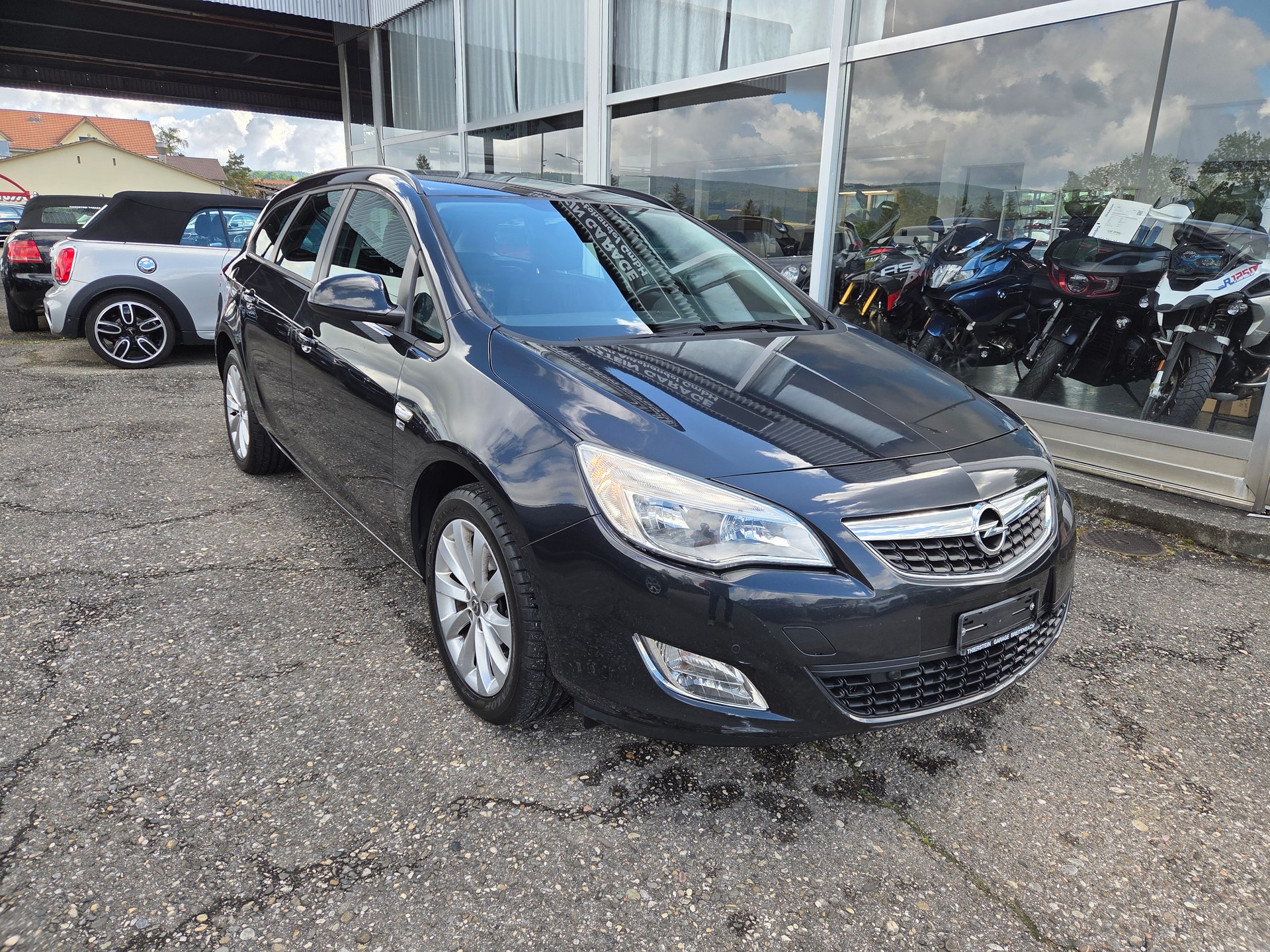 OPEL Astra SportsTourer 1.4i 16V Turbo-showroom-element-1