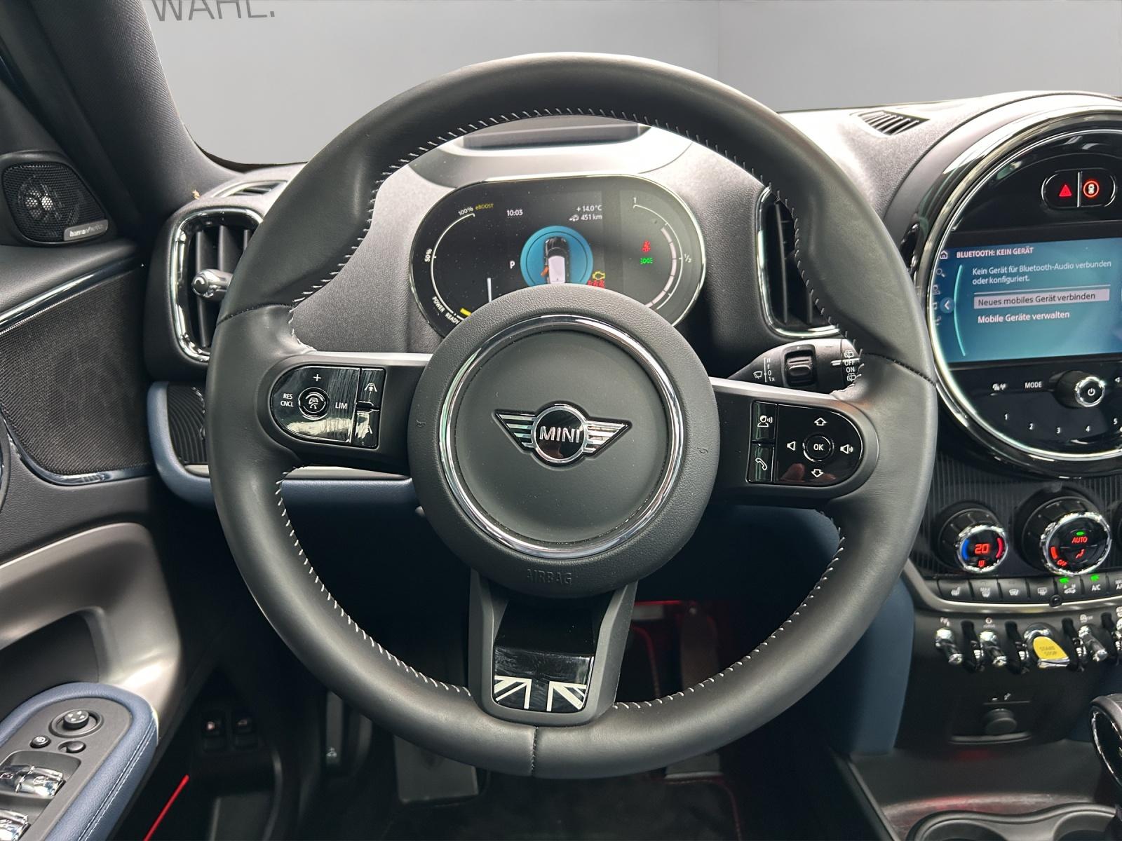 MINI Countryman F60 1.5i Cooper S E ALL4-image-5