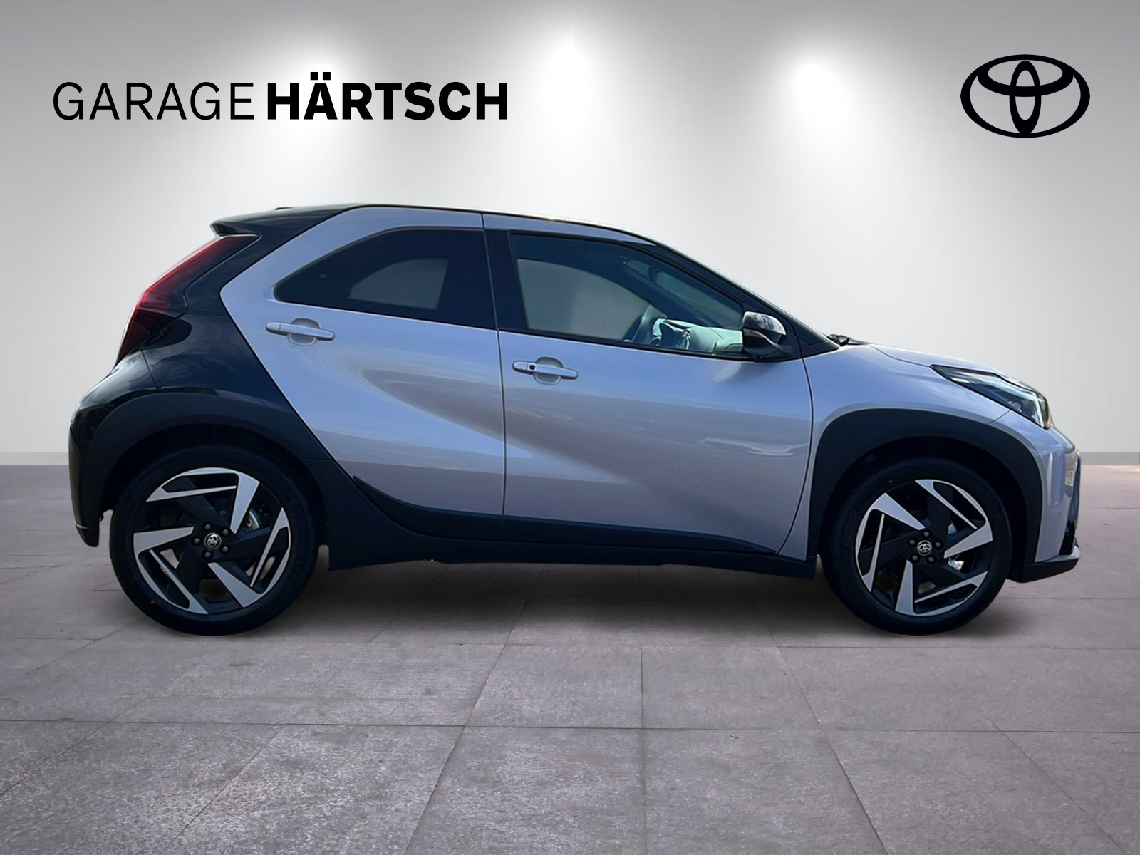 TOYOTA Aygo X 1.5 VVT-i HSD Style-image-7