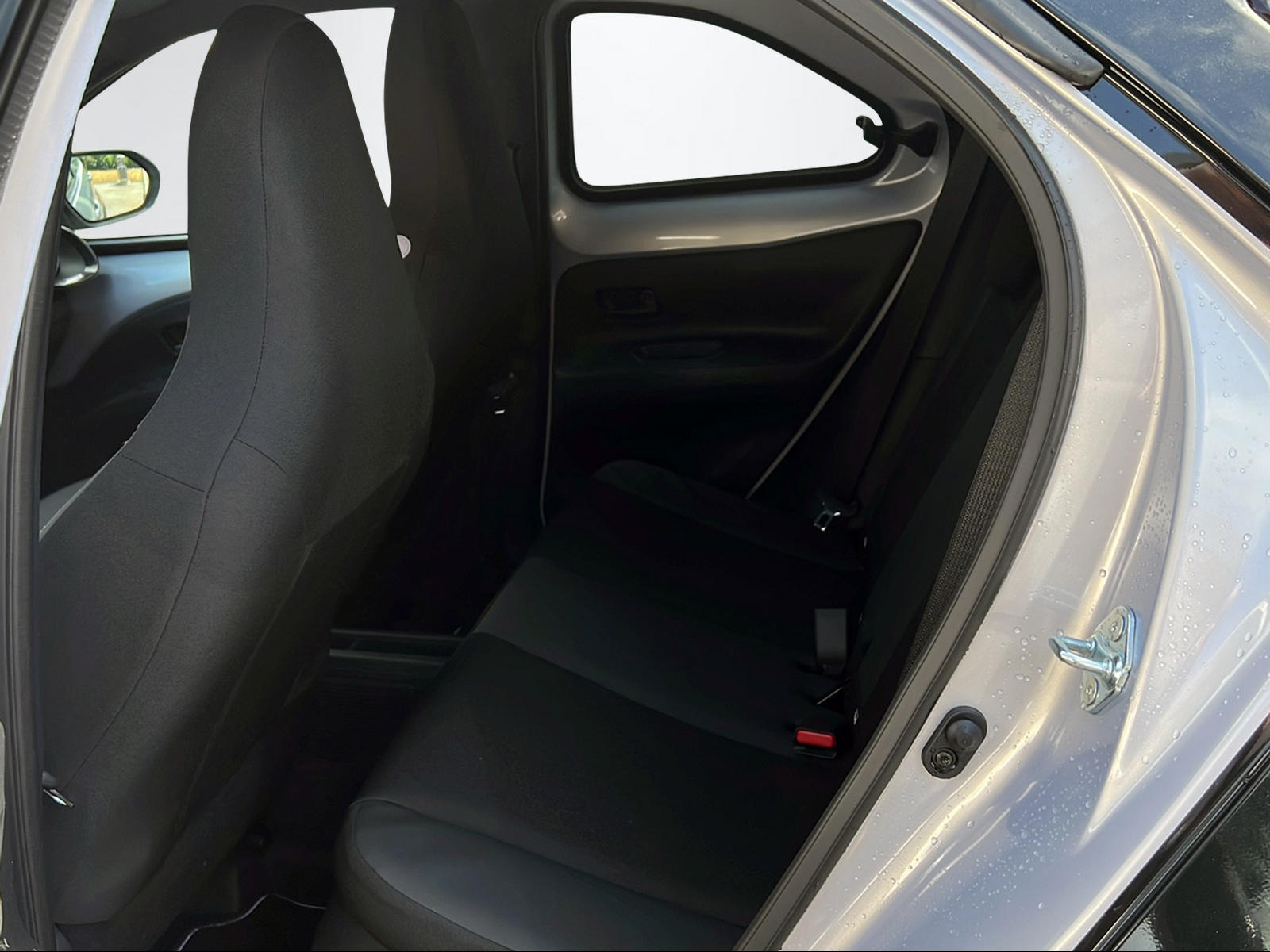TOYOTA Aygo X 1.5 VVT-i HSD Style-image-10