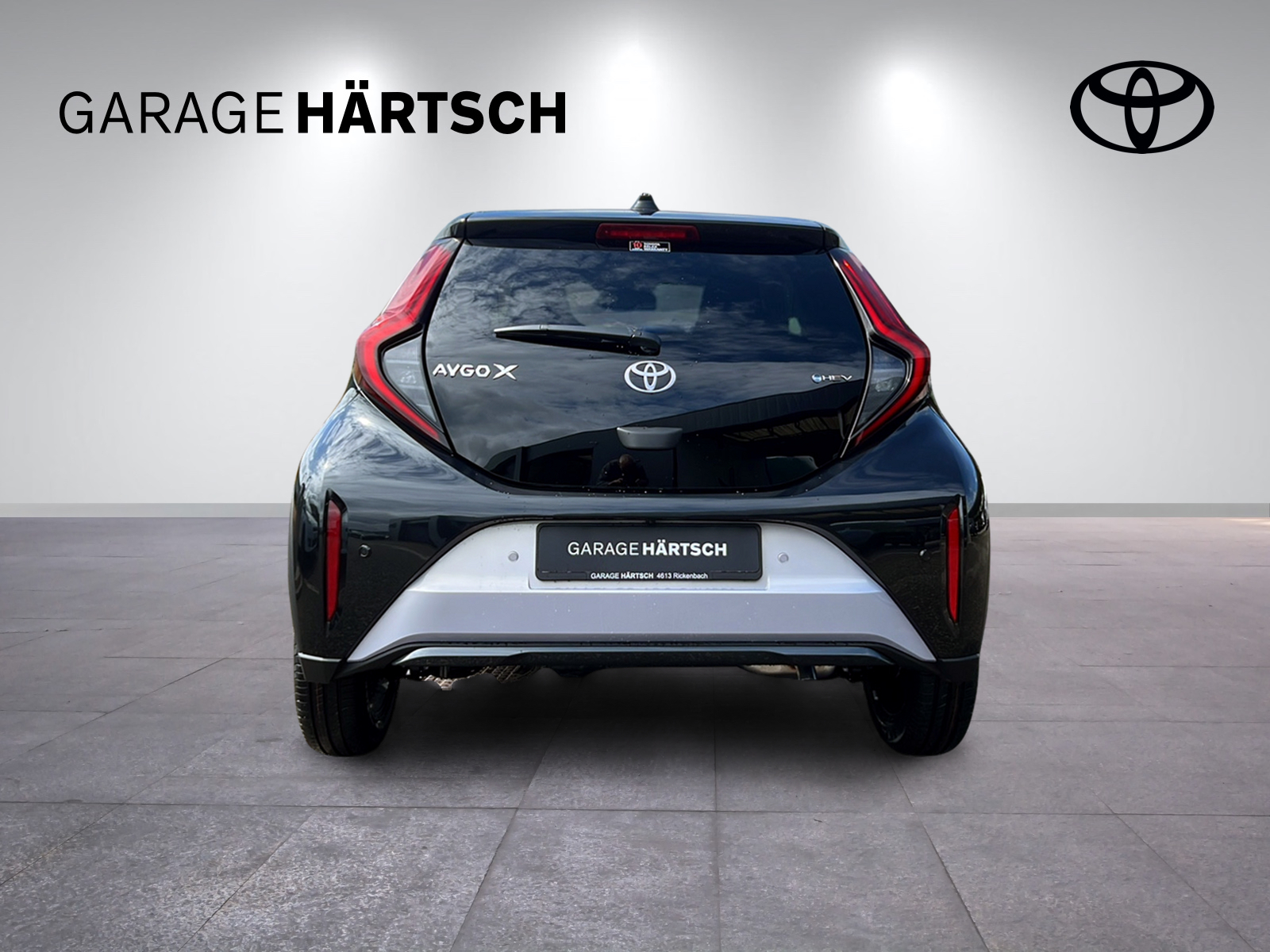 TOYOTA Aygo X 1.5 VVT-i HSD Style-image-4