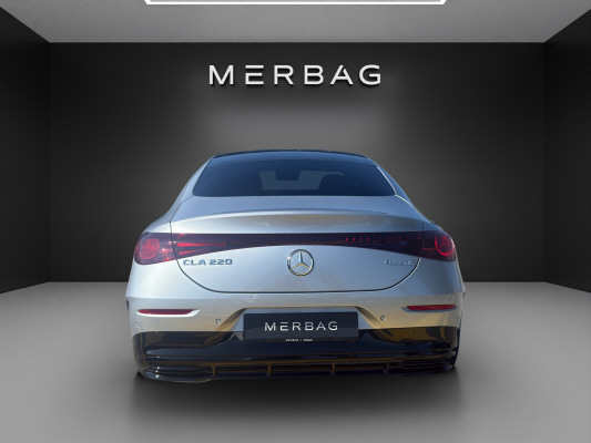 MERCEDES-BENZ CLA 220 8G-DCT 4Matic-image-4