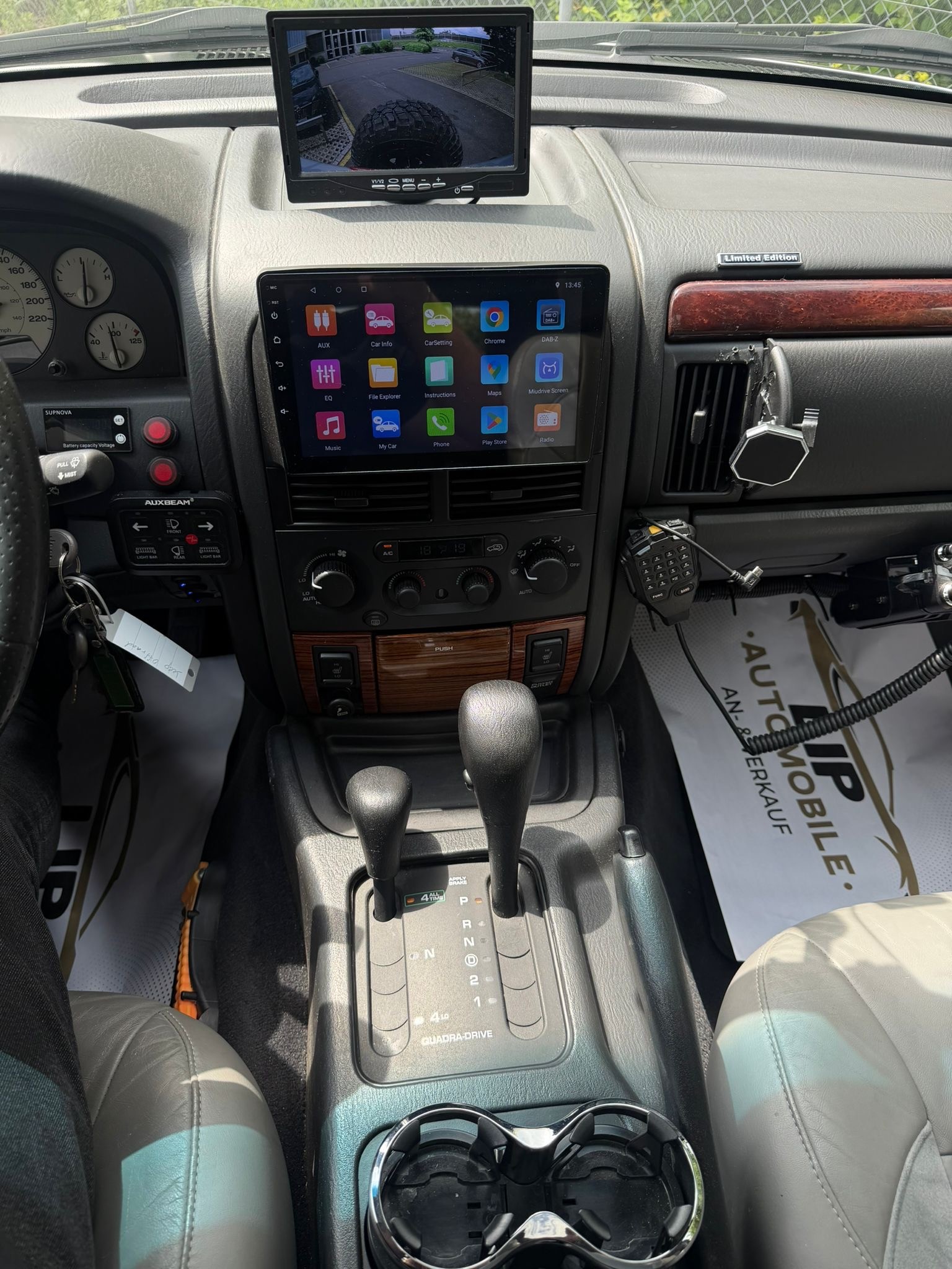 JEEP Grand Cherokee 4.7 Overland Automatic-image-8