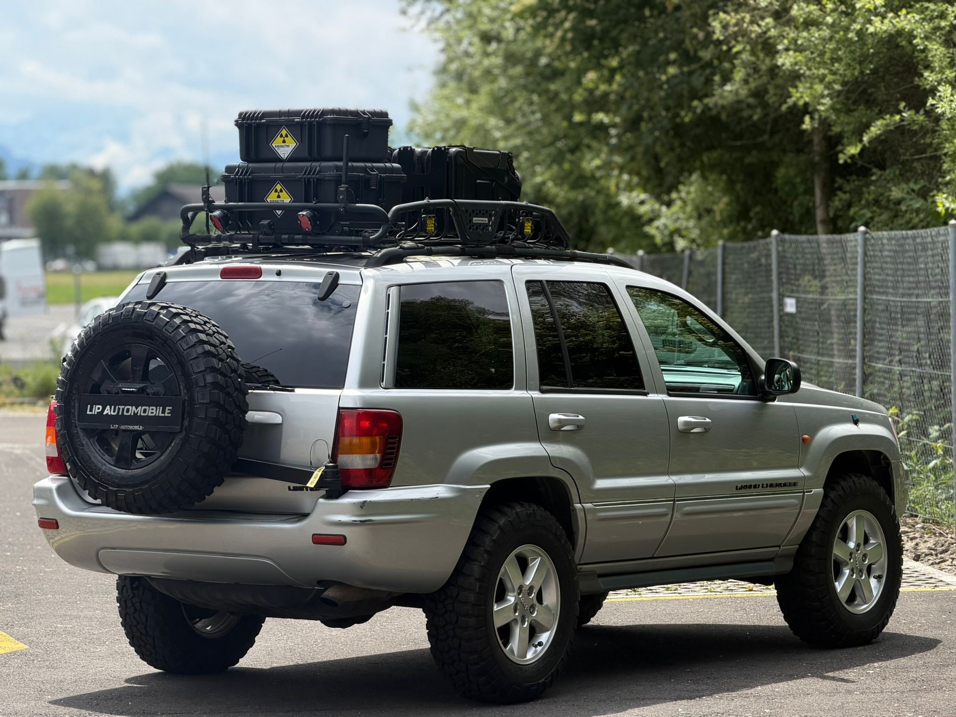JEEP Grand Cherokee 4.7 Overland Automatic-image-3