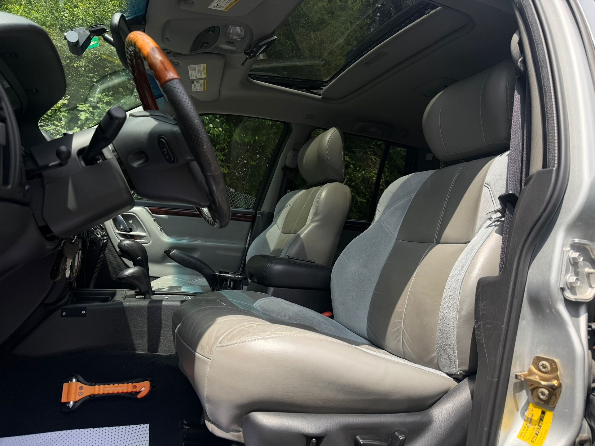 JEEP Grand Cherokee 4.7 Overland Automatic-image-7