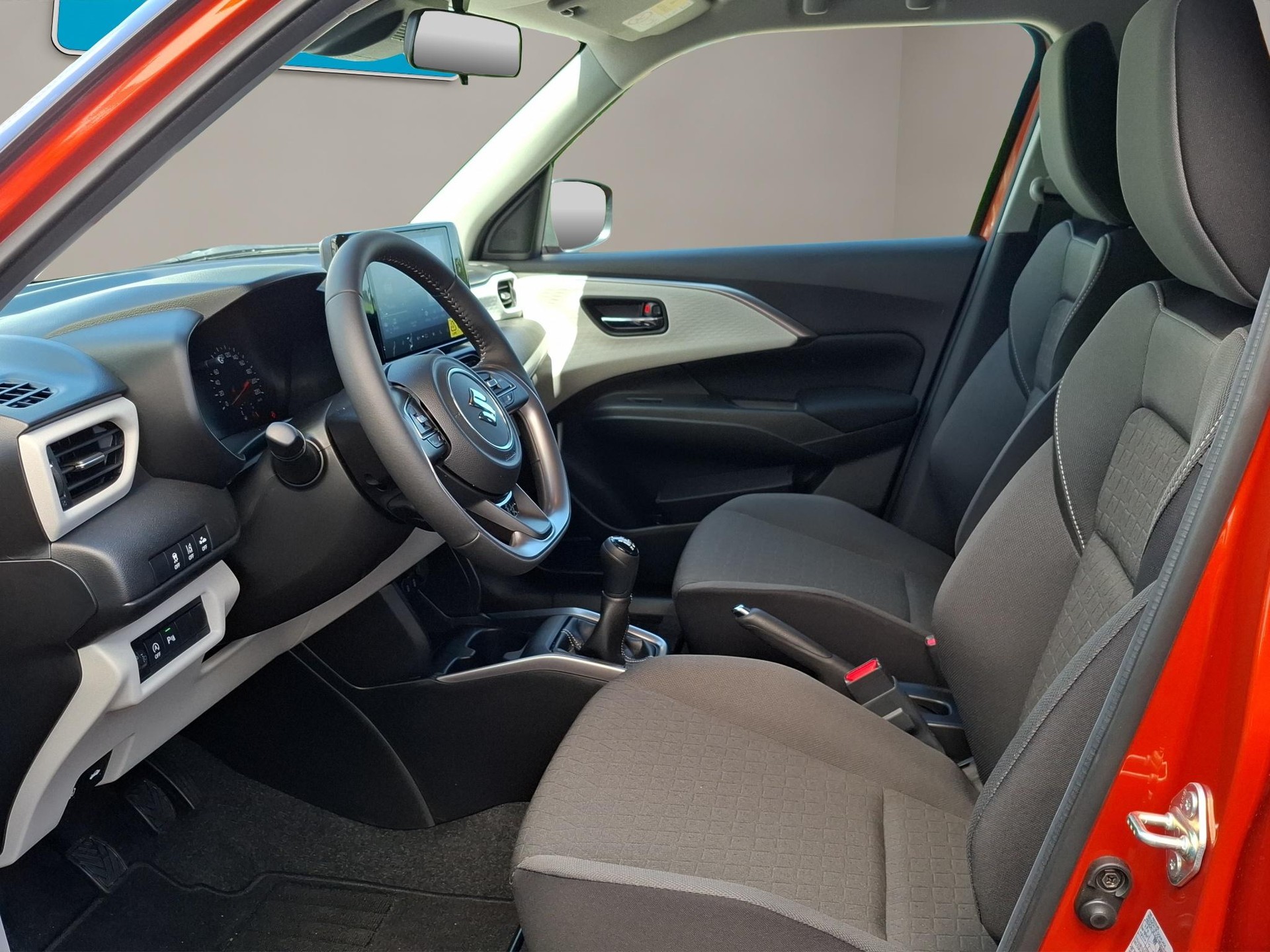 SUZUKI Swift 1.2 Sakura Top Hybrid 4x4-image-5