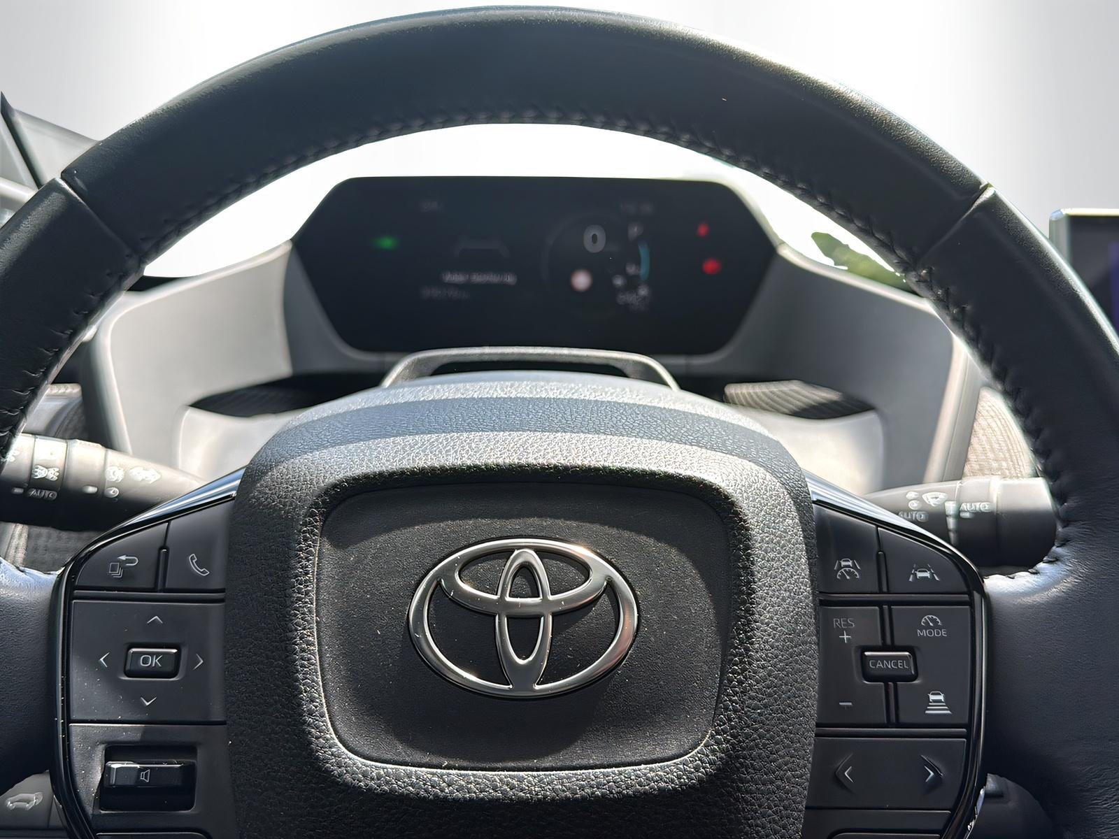 TOYOTA bZ4X 6.6 kw OBC Premium AWD-image-11