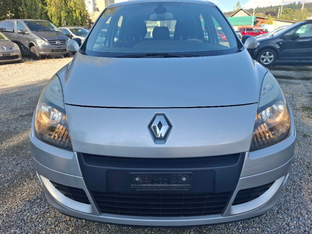 RENAULT Scénic 1.4 16V Turbo Privilège-image-2