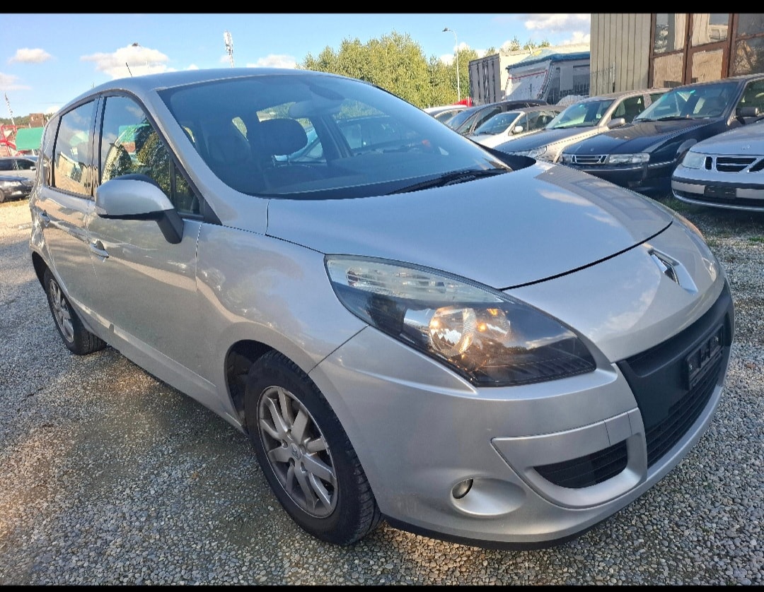 RENAULT Scénic 1.4 16V Turbo Privilège-image-1