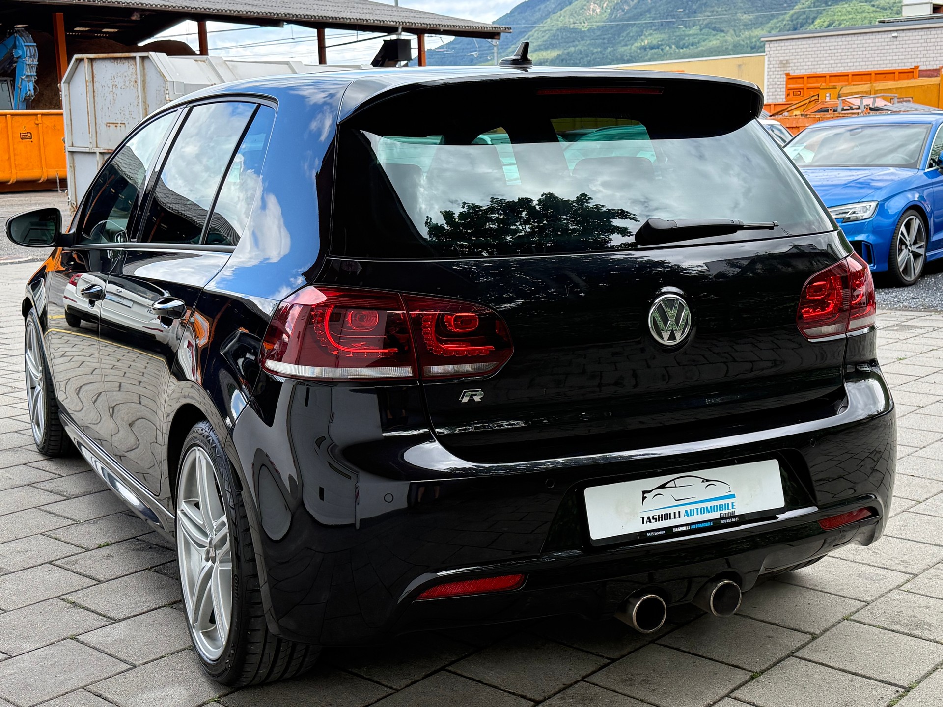 VW Golf 2.0 TSI R 4Motion DSG-image-3