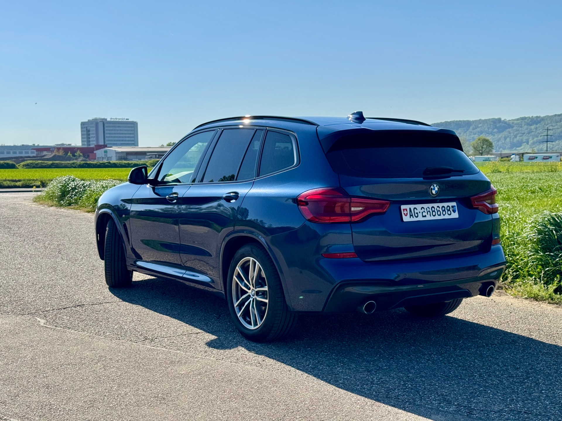 BMW 30d xDrive SAG-image-2