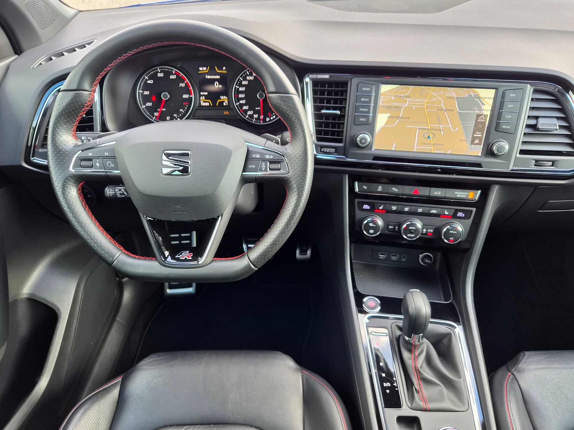 SEAT Ateca 2.0 TSI FR 4Drive DSG-image-15