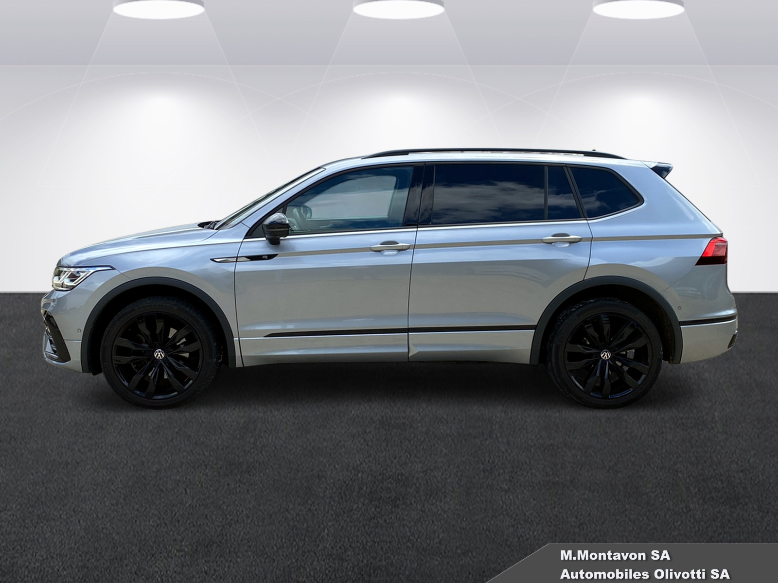 VW Tiguan Allspace 2.0TSI R-Line 4Motion DSG-image-2