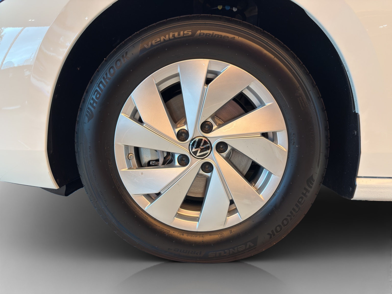 VW Passat Variant 2.0 TDI evo Basis DSG-image-13