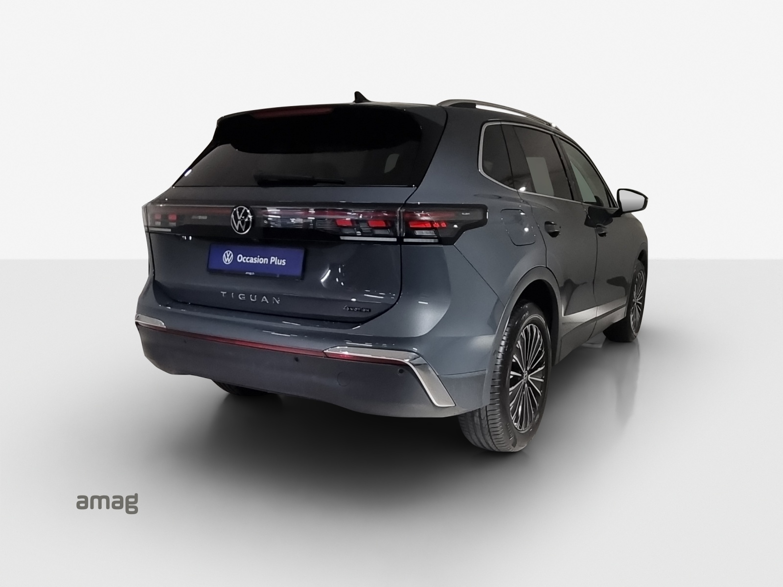 VW Tiguan 2.0 TSI DSG Elegance 4Motion-image-4