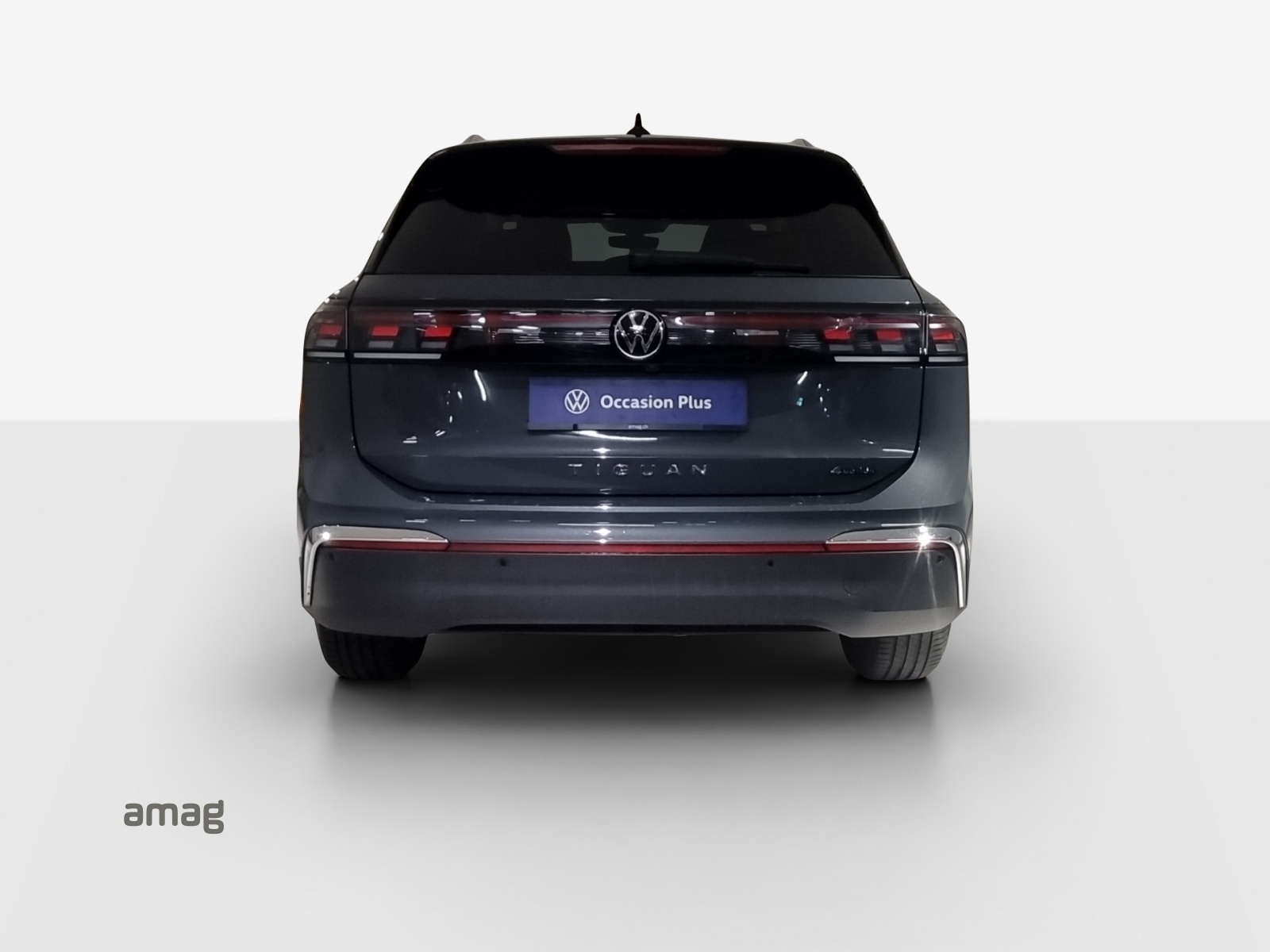 VW Tiguan 2.0 TSI DSG Elegance 4Motion-image-3
