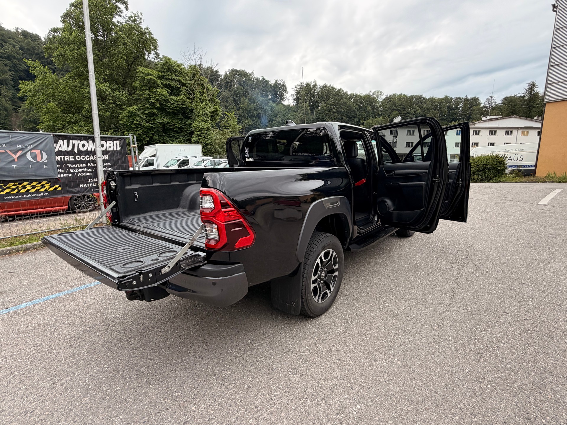 TOYOTA Hilux 2.8D-4D Style Double Cab 4x4 A-image-19