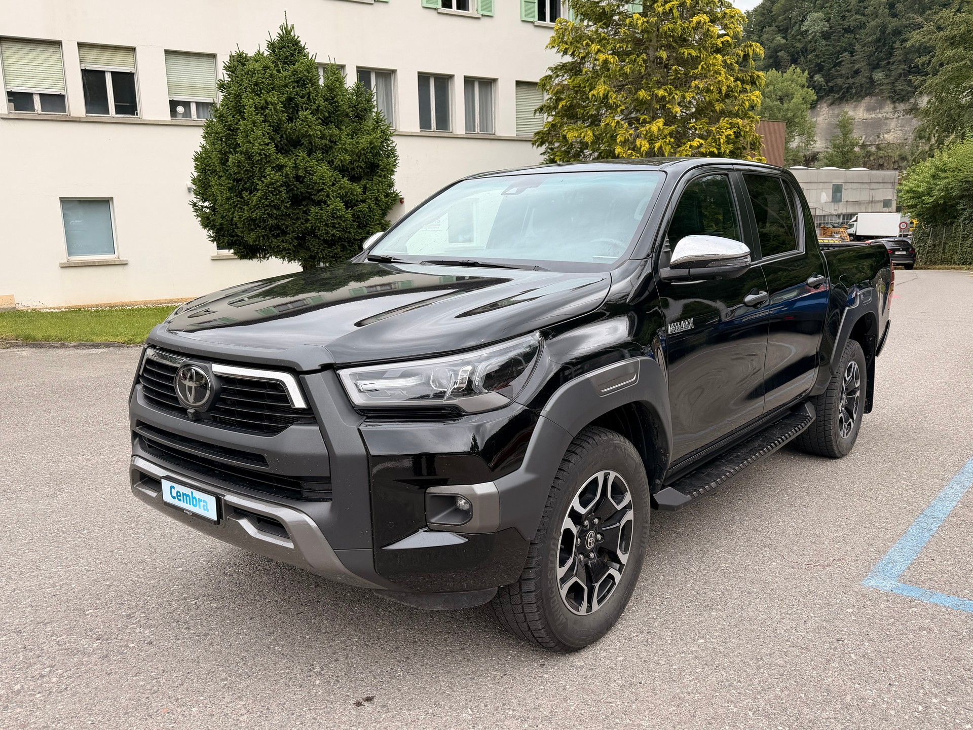 TOYOTA Hilux 2.8D-4D Style Double Cab 4x4 A-image-1