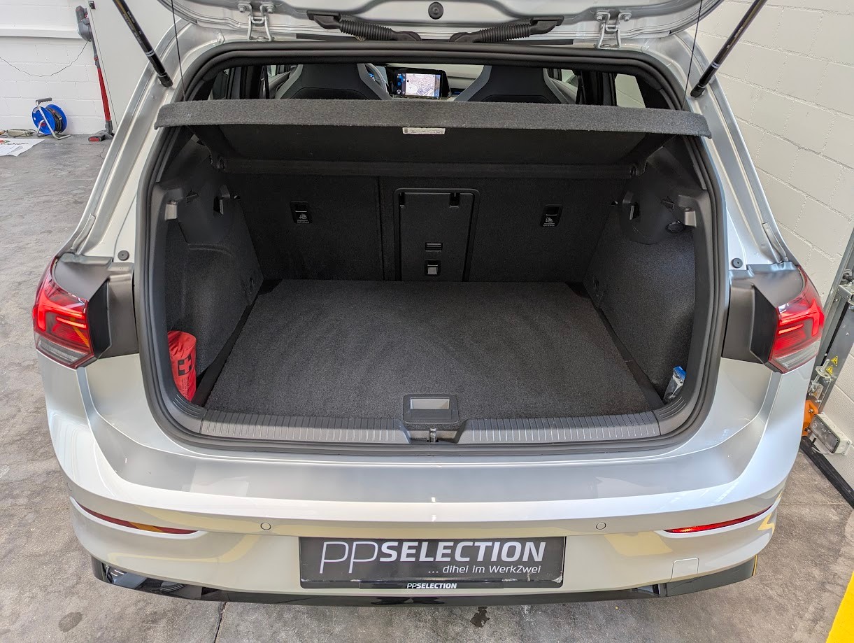 VW Golf VIII 2.0 TDI R-Line DSG*MODELL 2023 5J GAR VOLL-LED DCC-FAHRWERK NAVI KEYLESS TOP-SPORTSITZE*-image-30