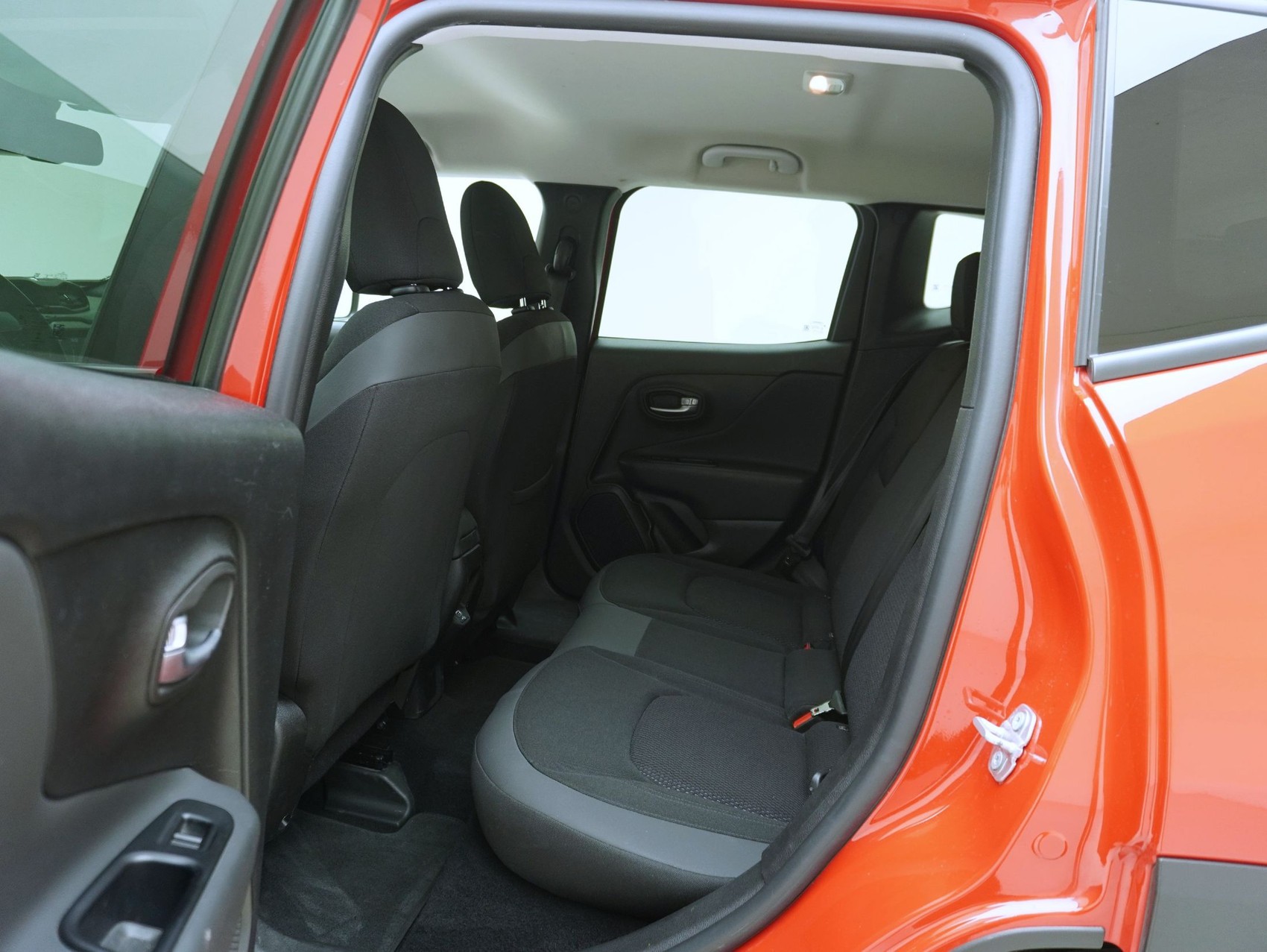 JEEP Renegade 1.0 Turbo Night Eagle-image-10