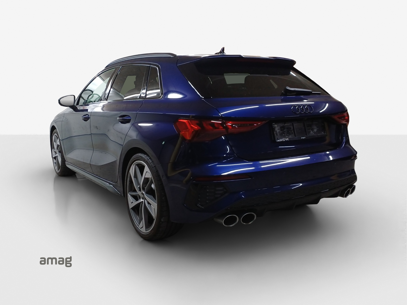 AUDI S3 Sportback 2.0 TFSI quattro S-tronic-image-2