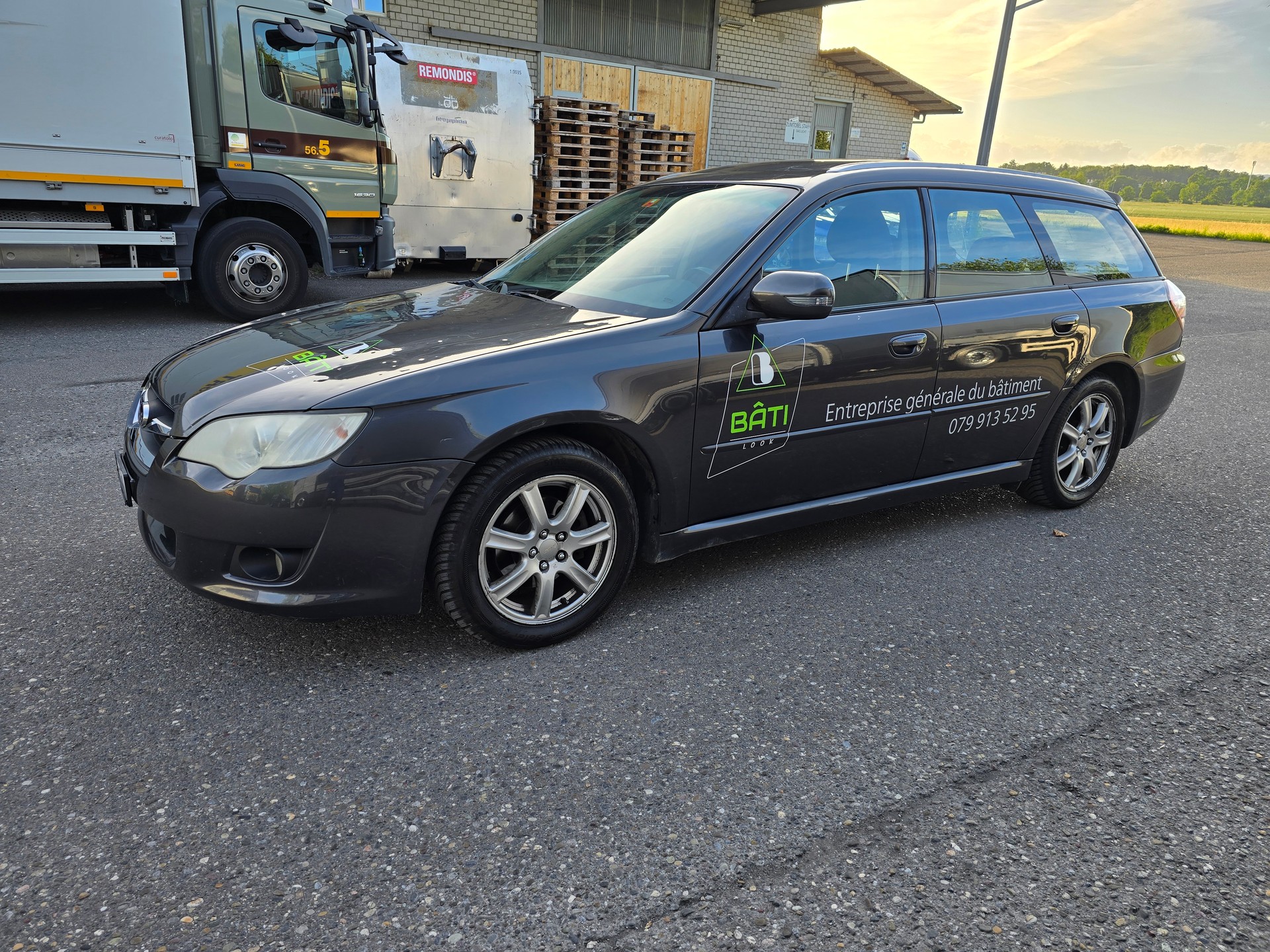 SUBARU Legacy 2.0R AWD Comfort-image-2
