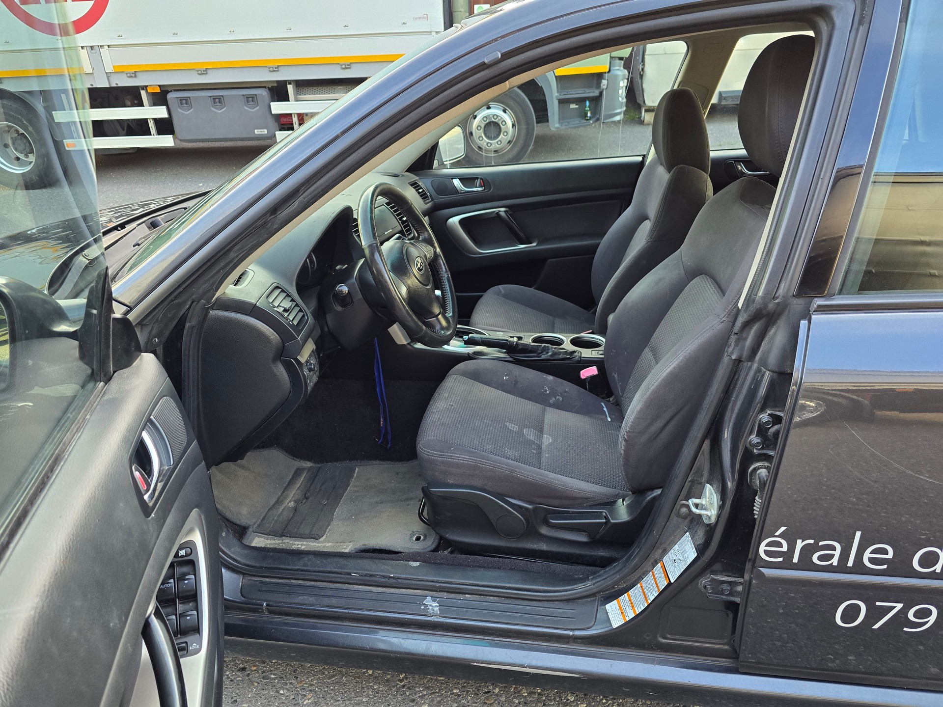 SUBARU Legacy 2.0R AWD Comfort-image-11
