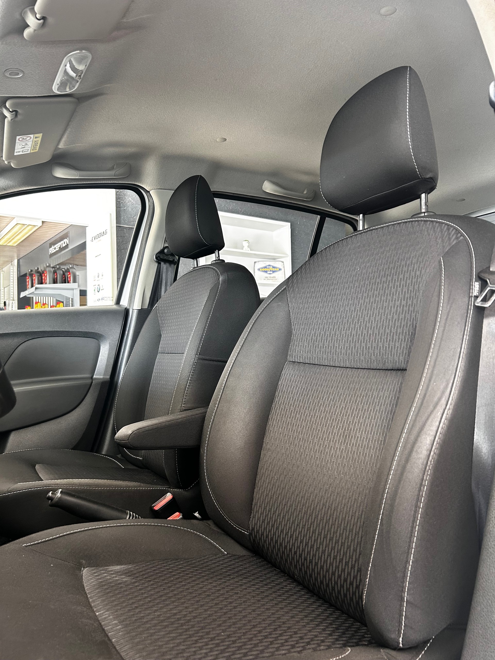 DACIA Sandero 0.9 Lauréate-image-9