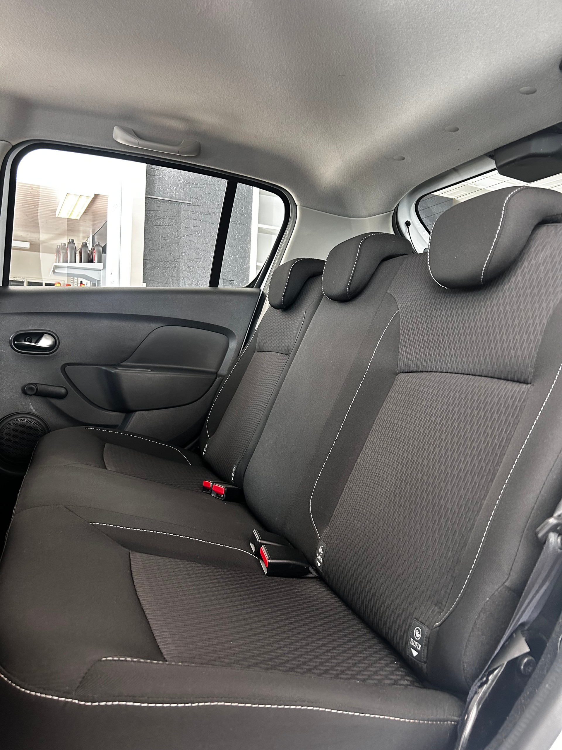 DACIA Sandero 0.9 Lauréate-image-10