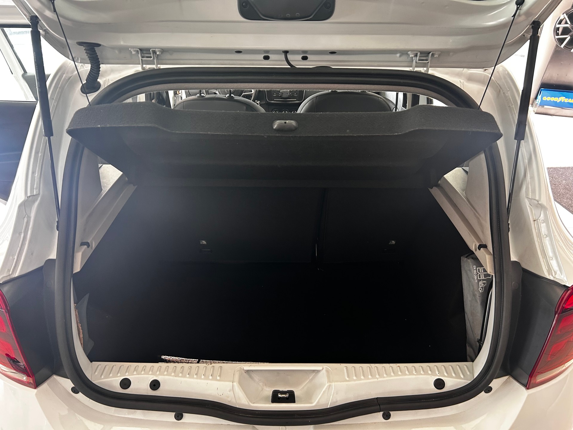 DACIA Sandero 0.9 Lauréate-image-11