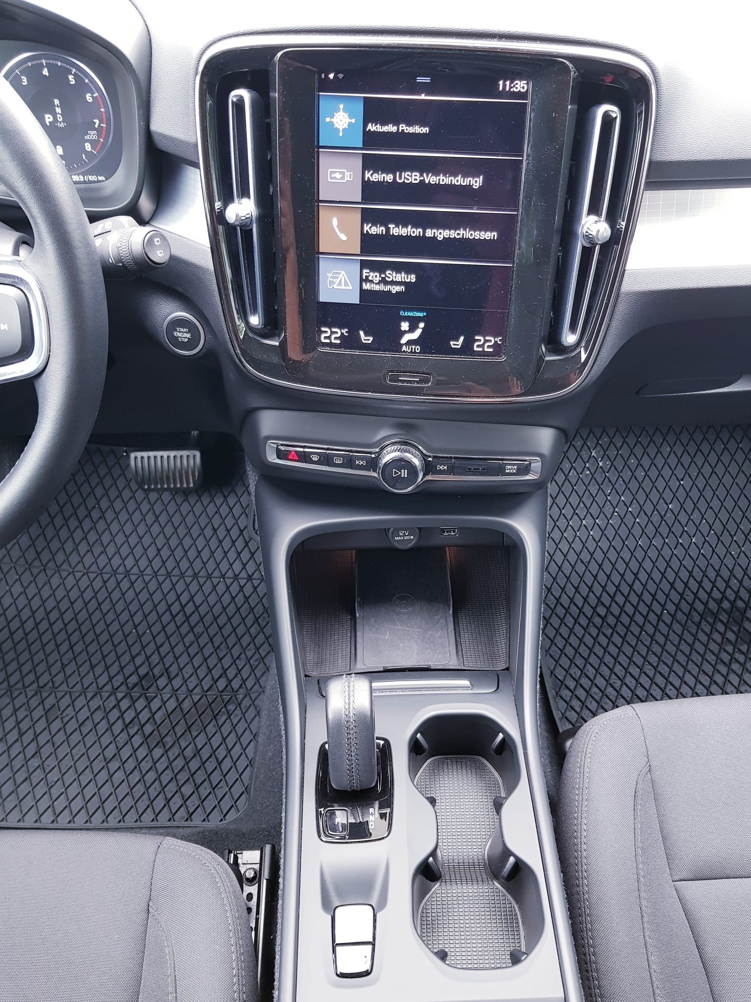 VOLVO XC40 B4 Benzin Mild Hybrid Momentum Geartronic-image-14